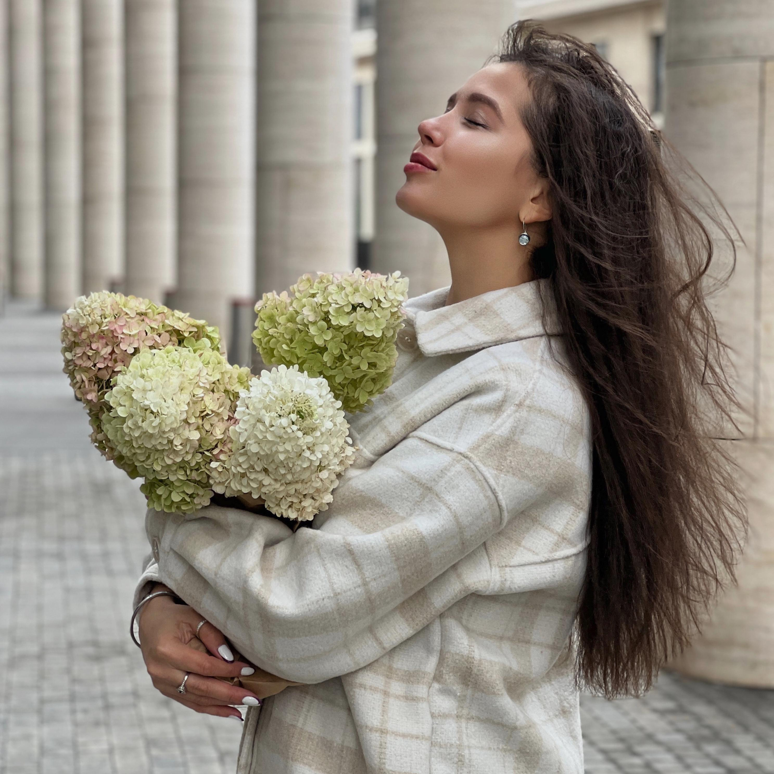 Индивидуальная фотосессия | Фотограф Ириша Гришина. Контент съемка | Мобильный фотограф Ириша Гришина