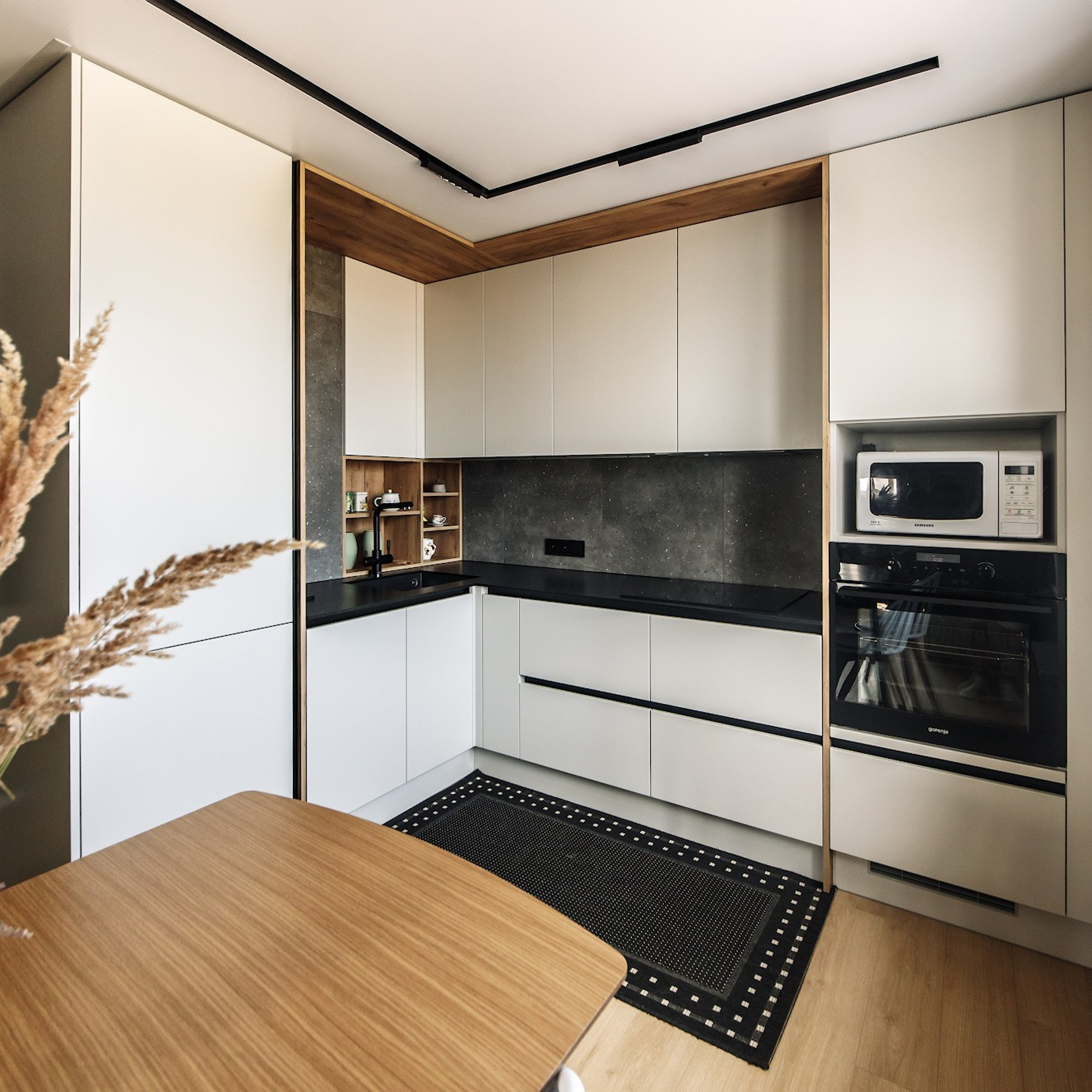 Московский 106