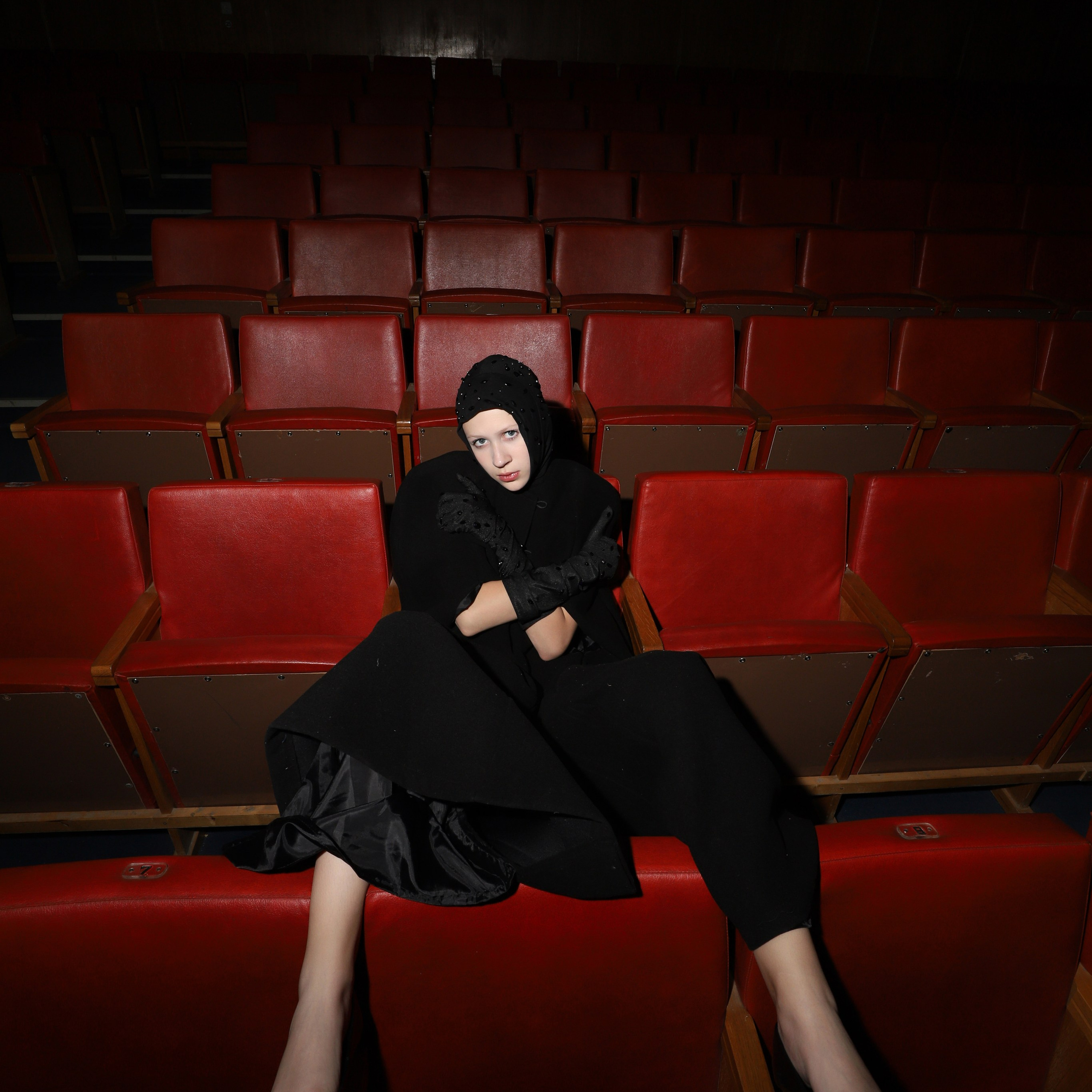 Показ в Юности