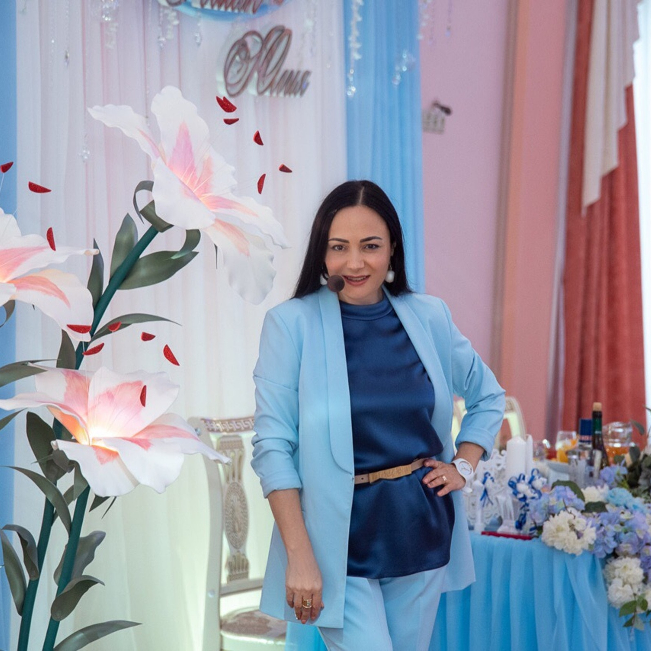 ведущие оксана абрамова и олег ляшенко, ведущая оксана абрамова, в солнечногорске, в зеленограде