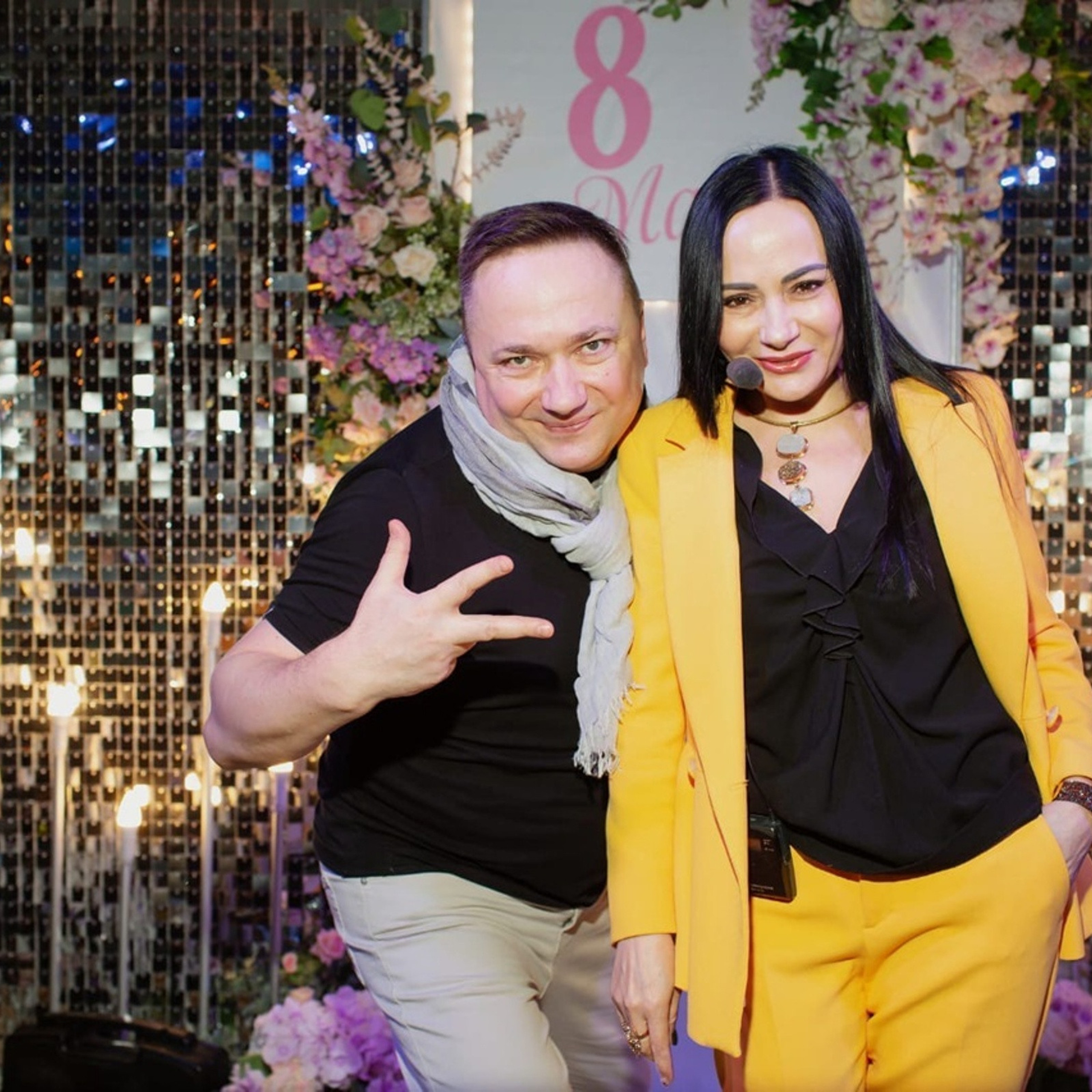 ведущие оксана абрамова и олег ляшенко, ведущая оксана абрамова, в солнечногорске, в зеленограде