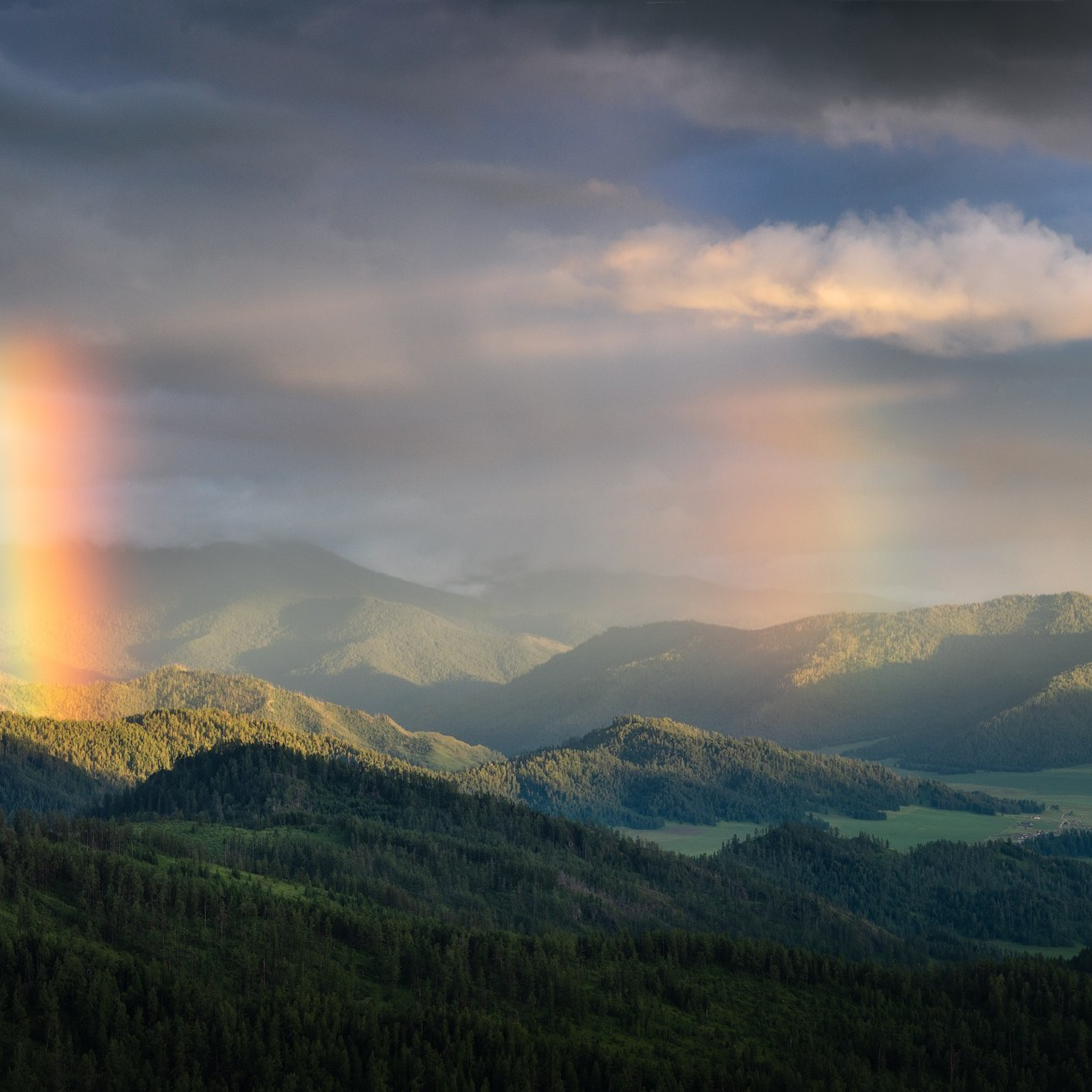 Фототур по Алтаю — Огоньки среднегорья и долина реки Аргут. Профессиональный пейзажный фотограф Алёна Рубан
