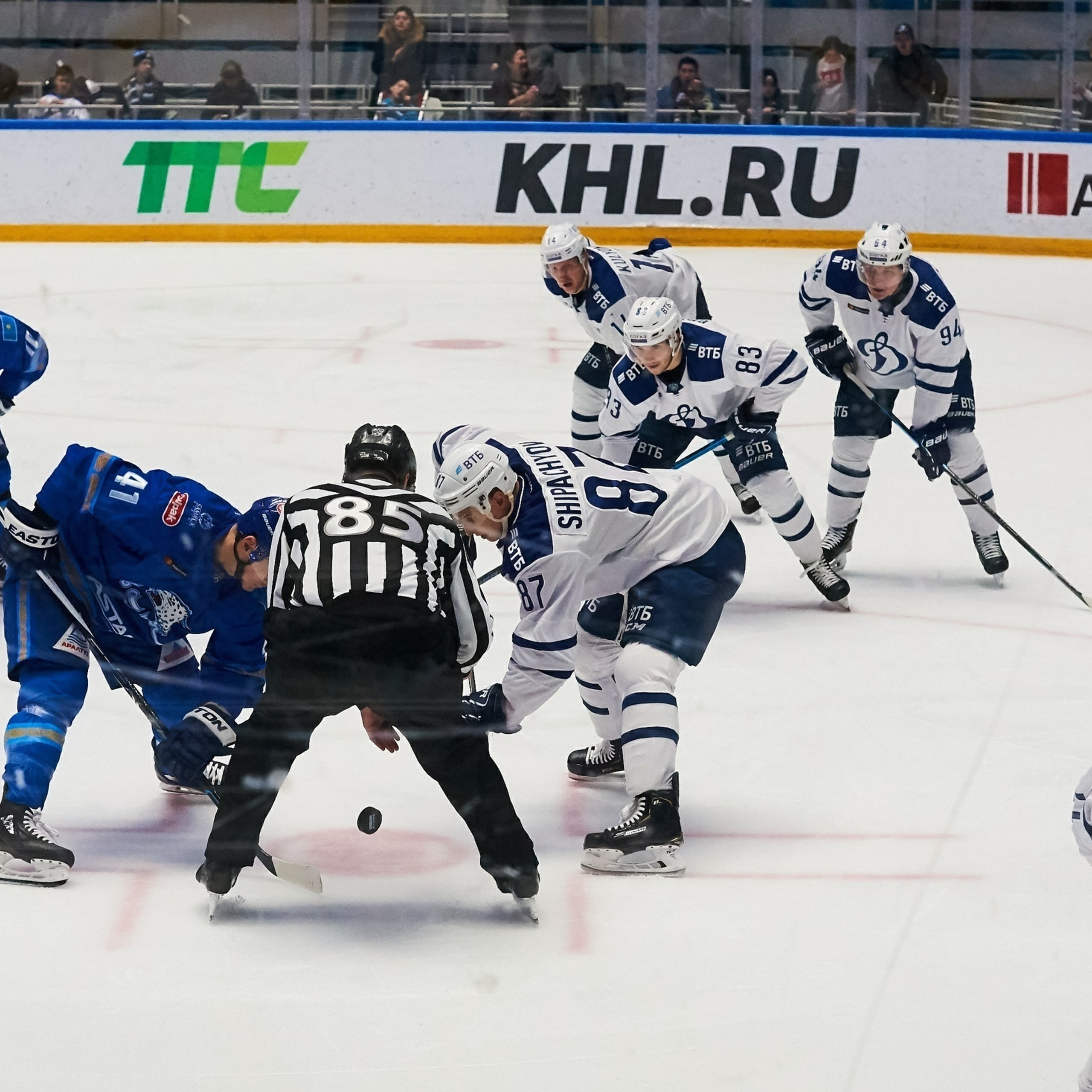 Барыс - Динамо Москва