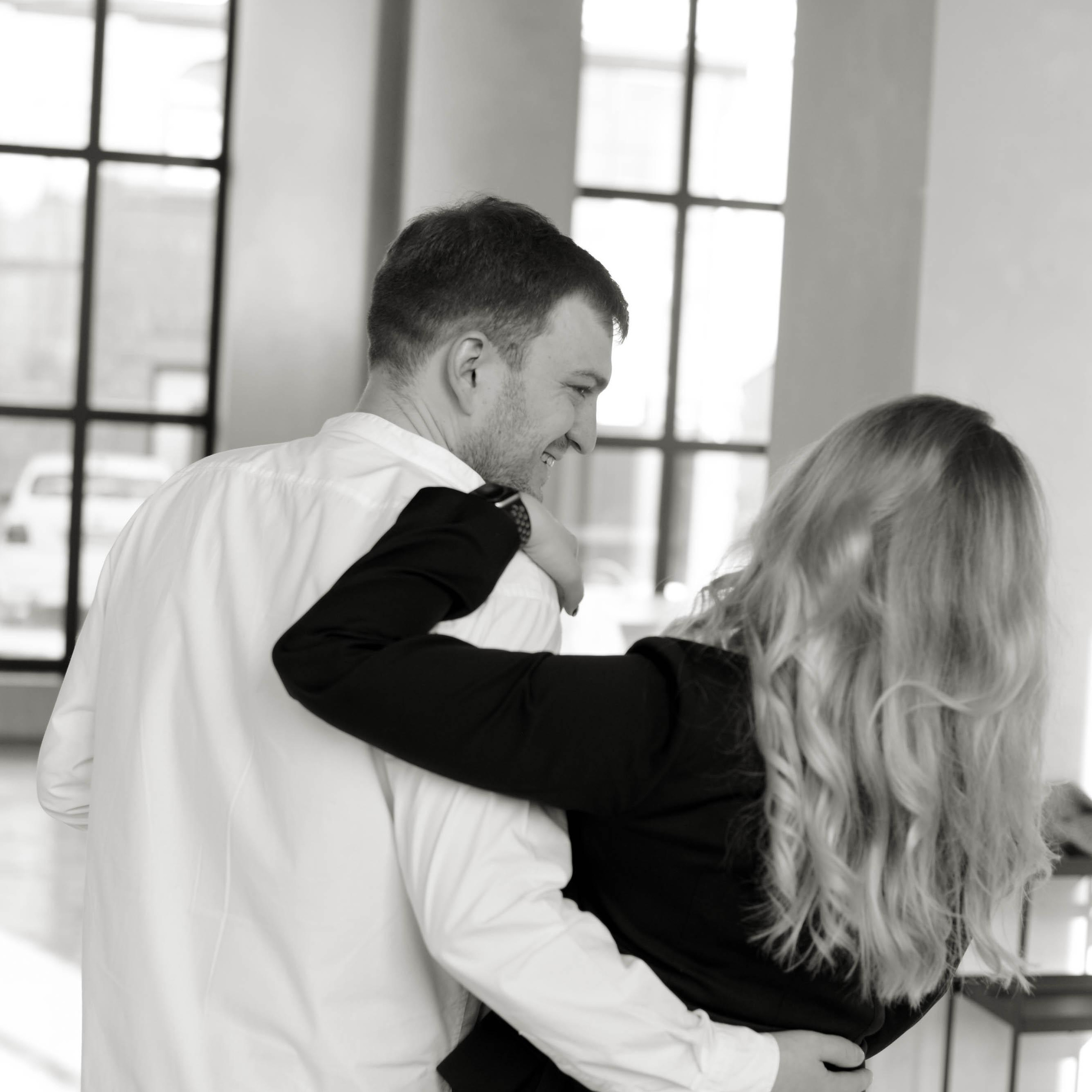 Мы&nbsp;же на&nbsp;ты&nbsp;— мы&nbsp;женаты!