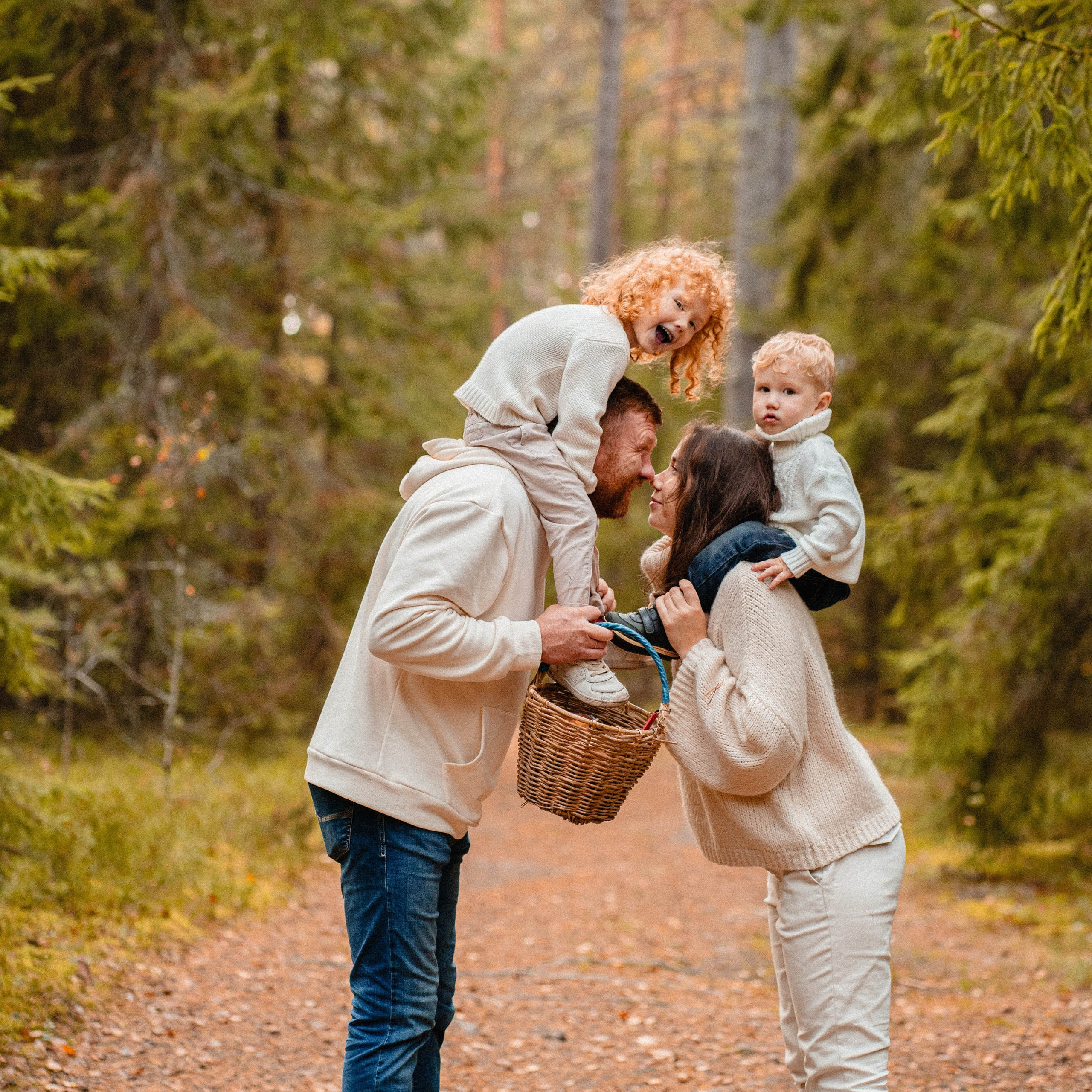 Осенью в лесу!
