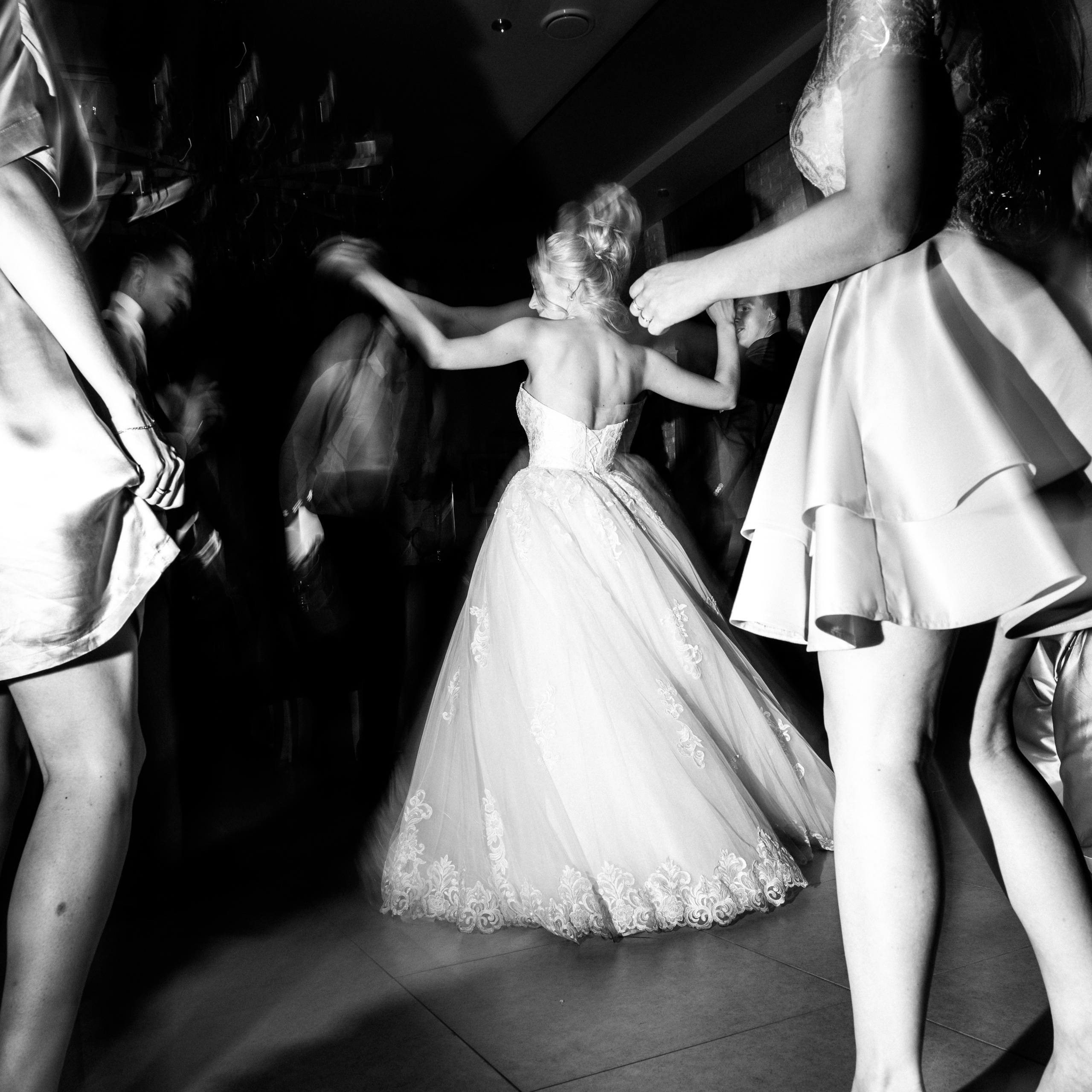 Летний парфюм. Dmitry Unik — ваш стильный фотограф