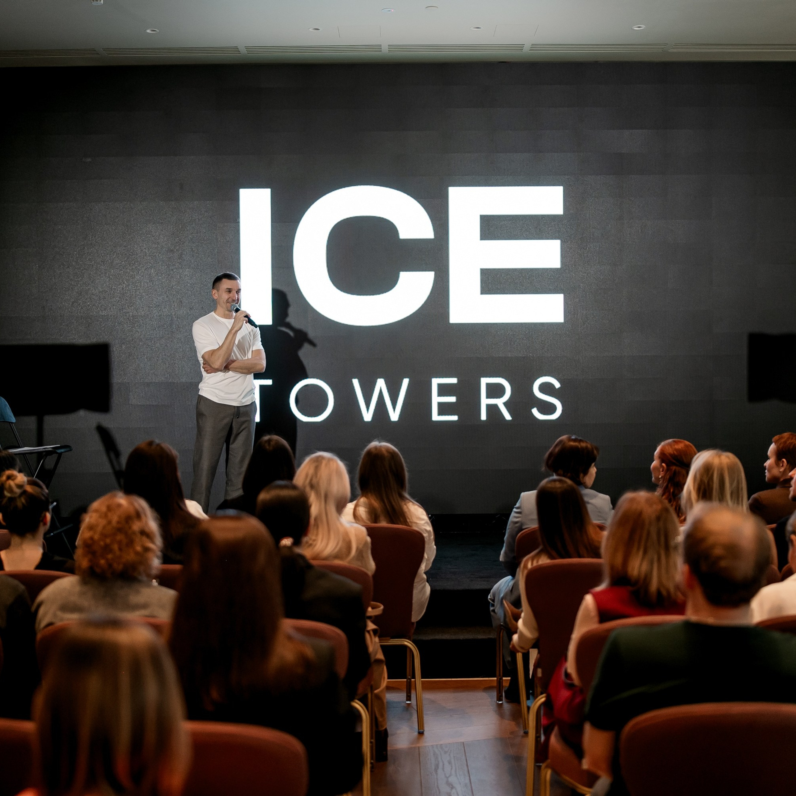 Презентация проекта ICE TOWERS. Dmitry Unik — ваш стильный фотограф
