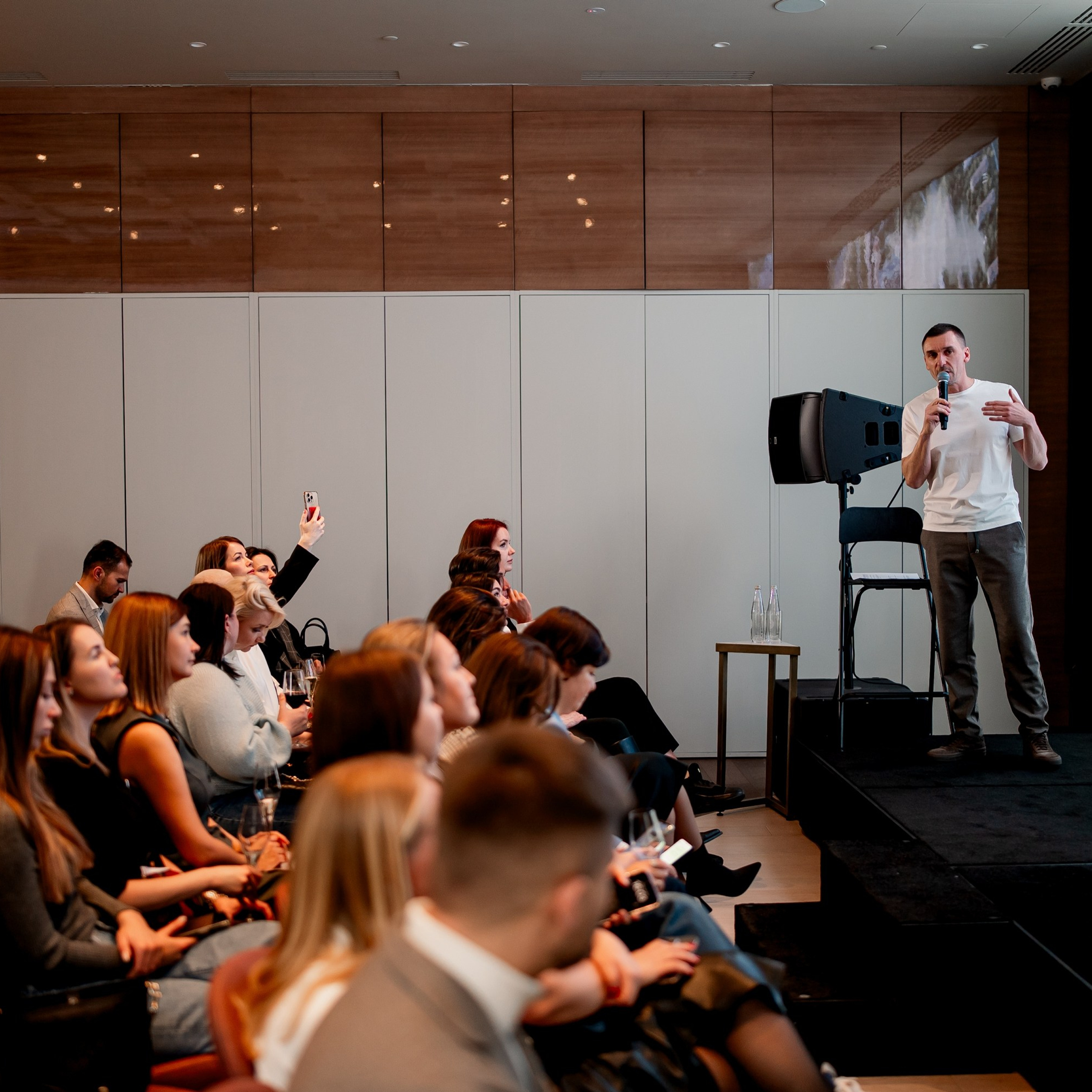 Презентация проекта ICE TOWERS. Dmitry Unik — ваш стильный фотограф