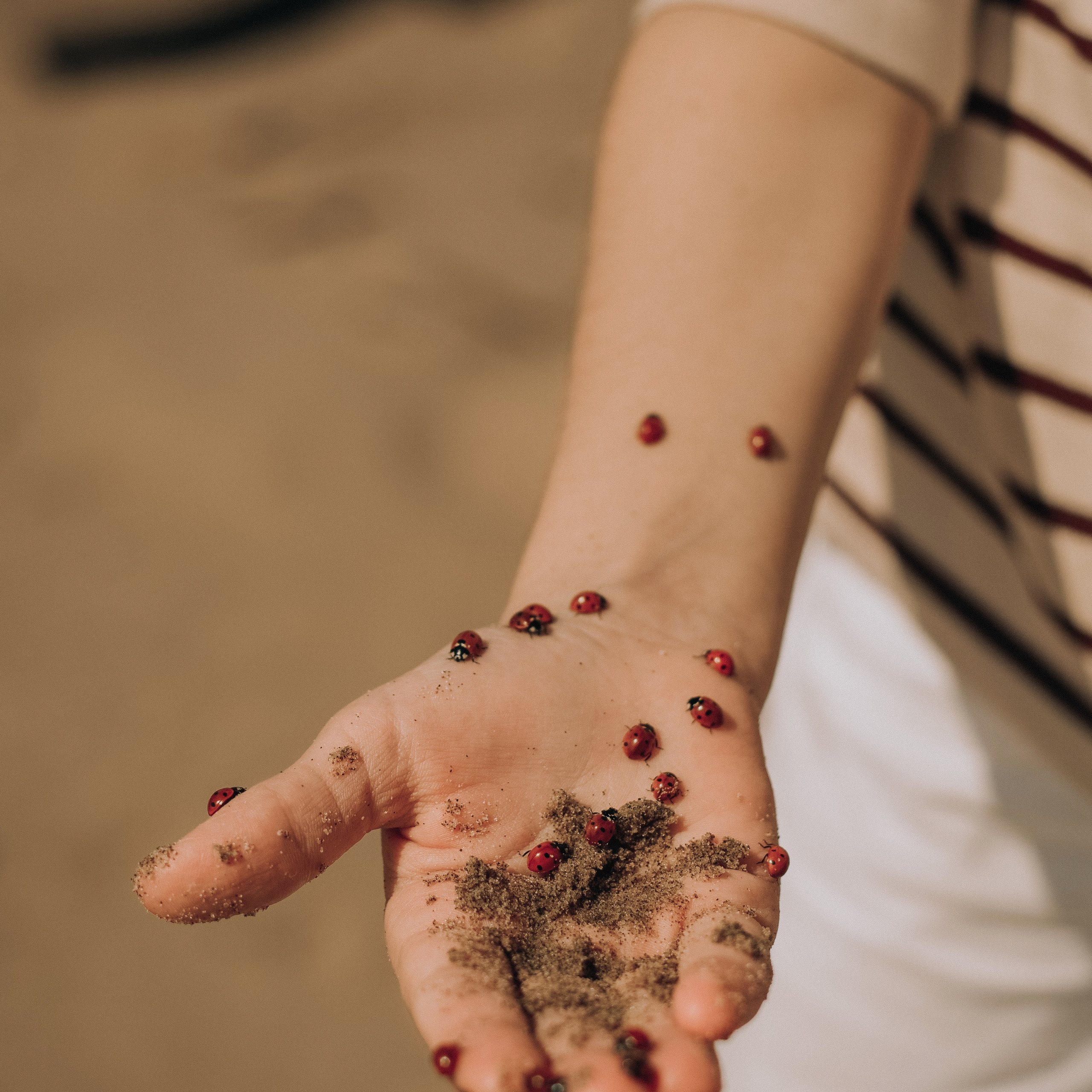 Мама Оля и Анютка