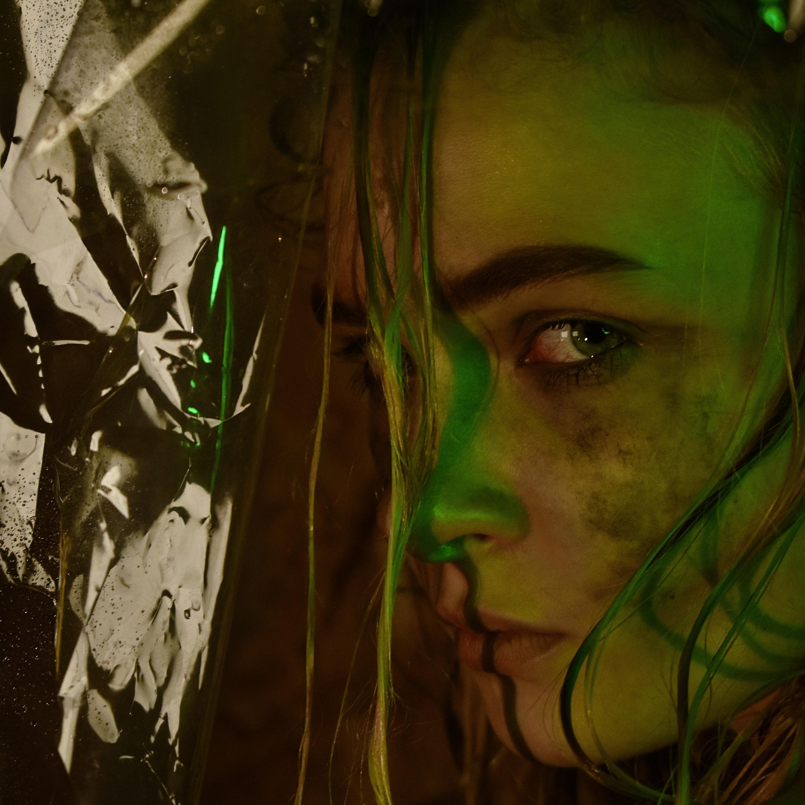 Фотосессия «Взаперти с&nbsp;этим чувством»