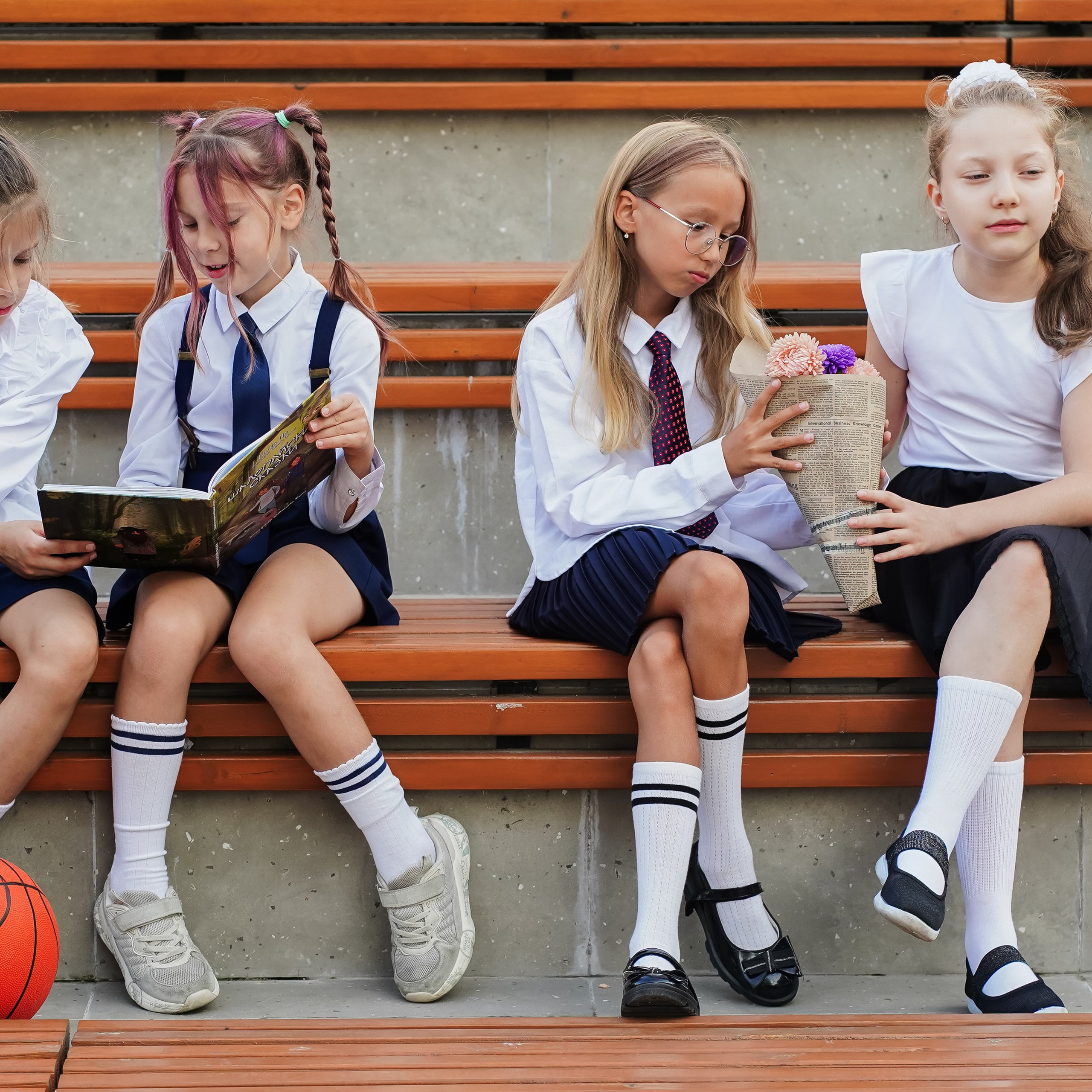 Школьницы 2024