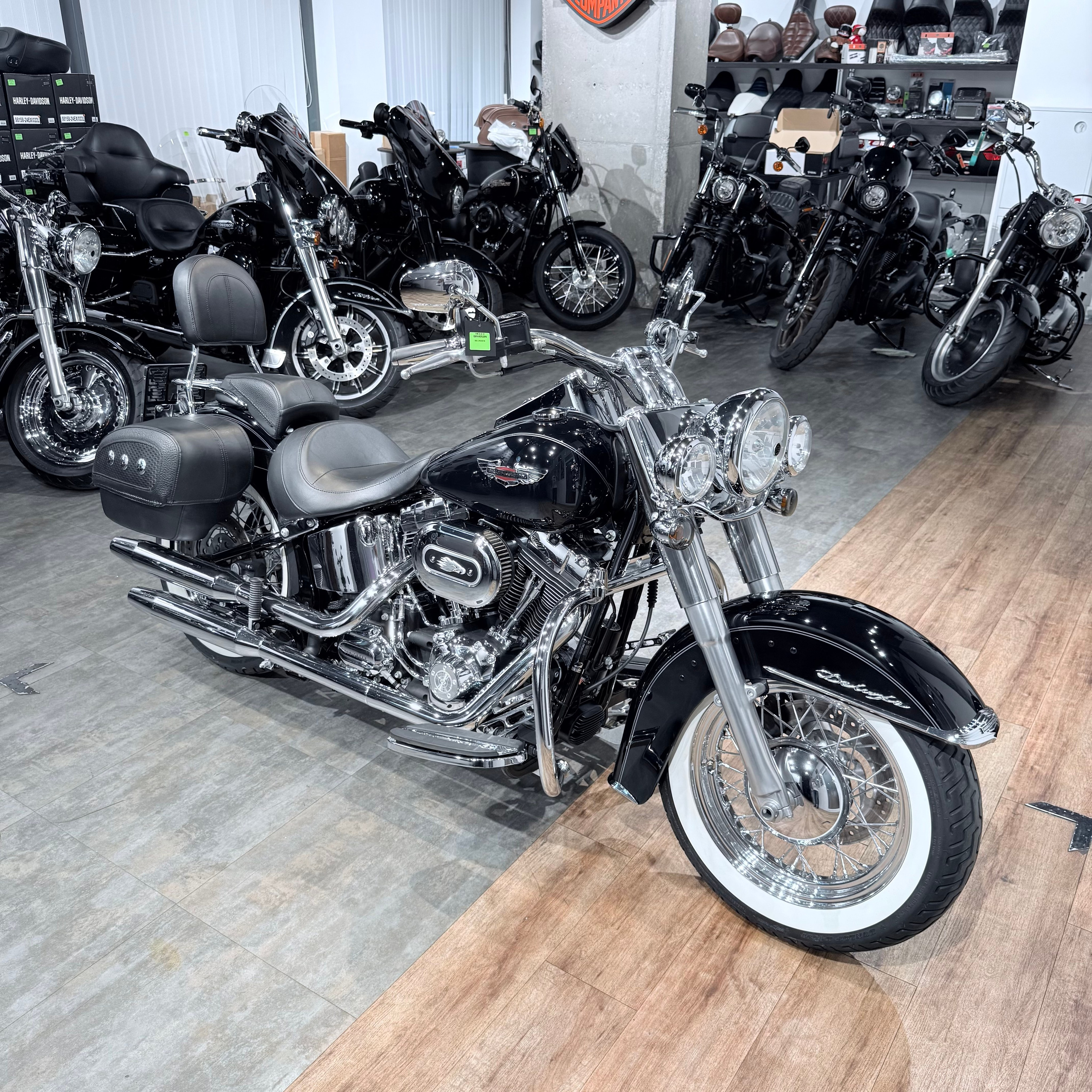 2011 Softail Deluхе АВS Vivd Black