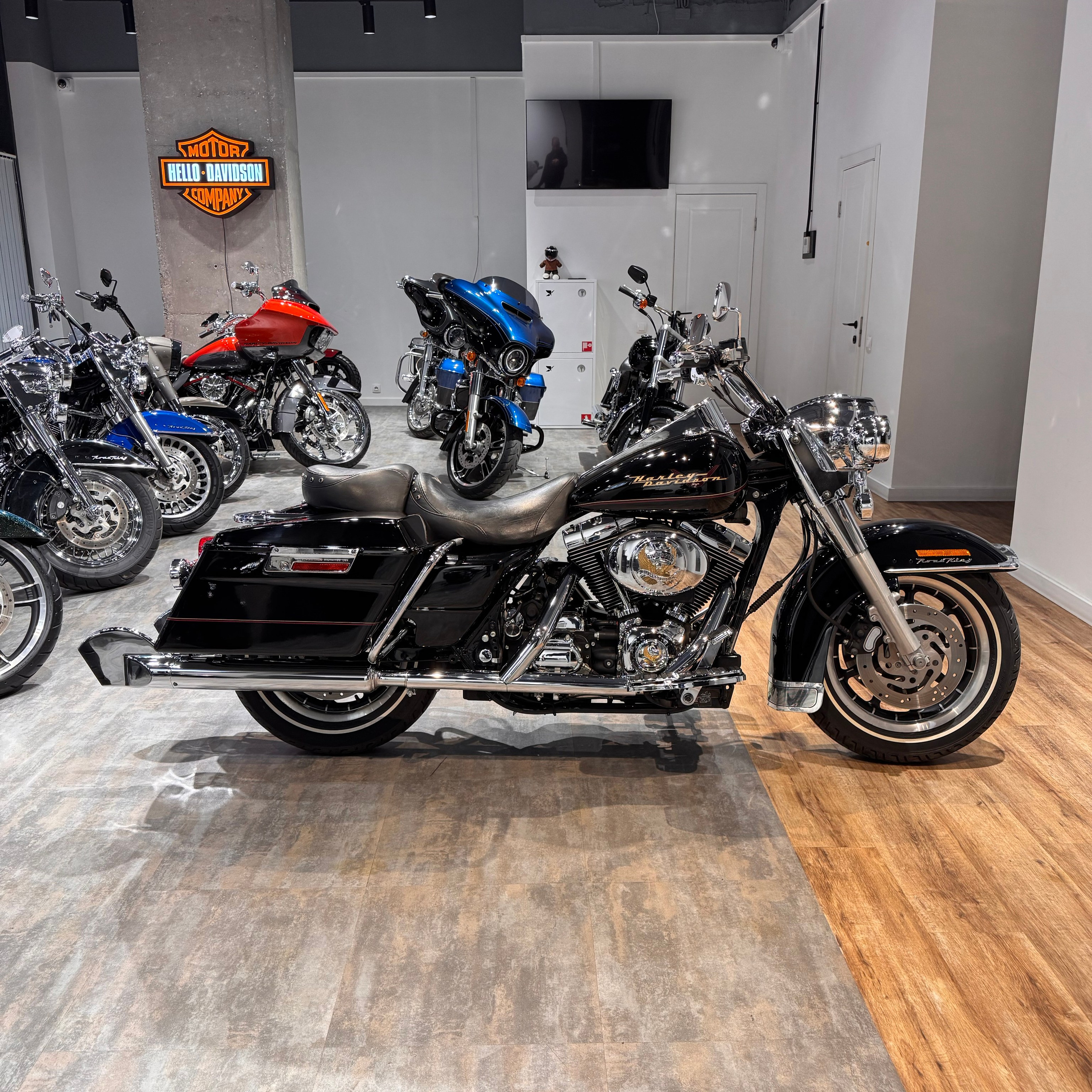 Hello Davidson, Москва. Только хорошие мотоциклы…