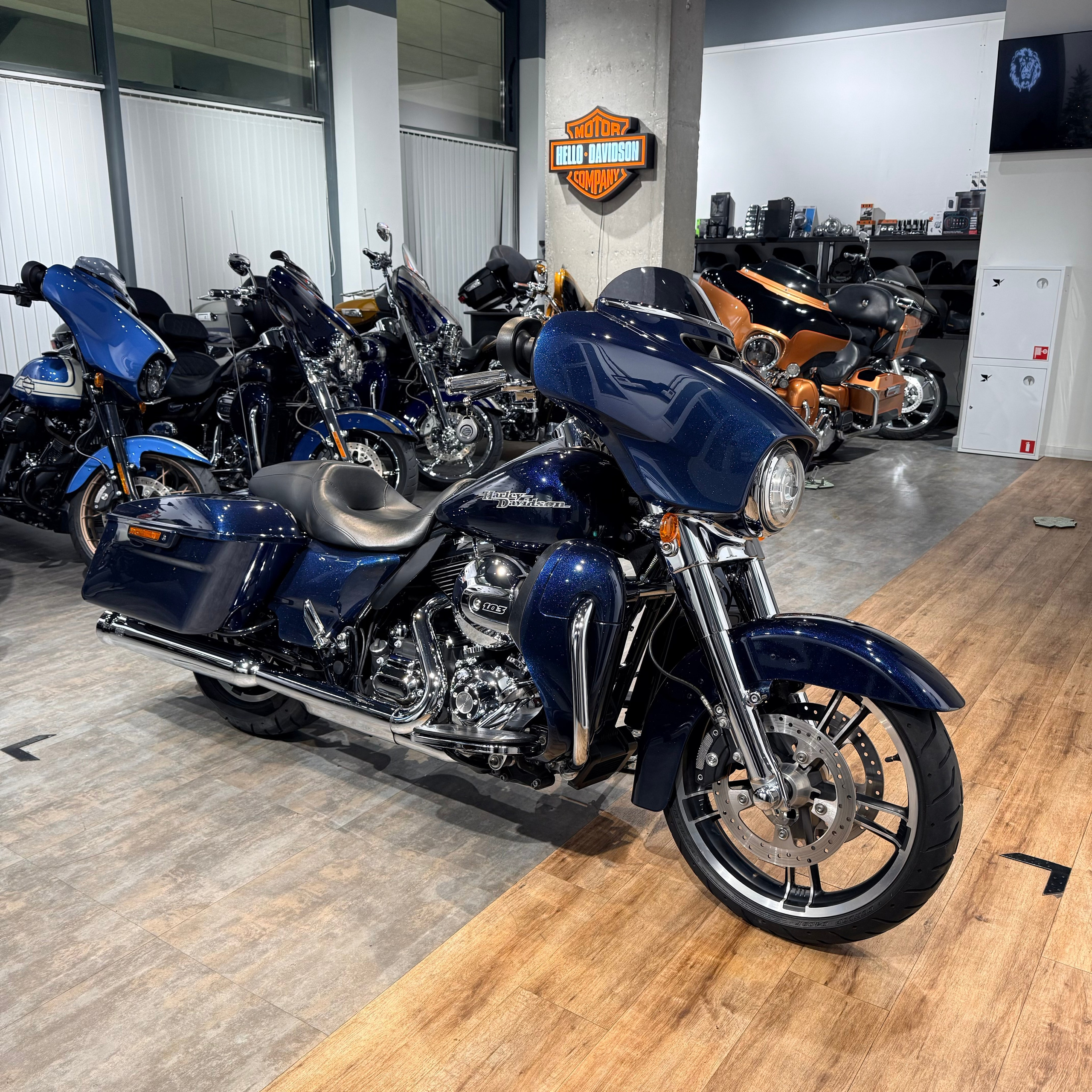 Hello Davidson, Москва. Только хорошие мотоциклы…