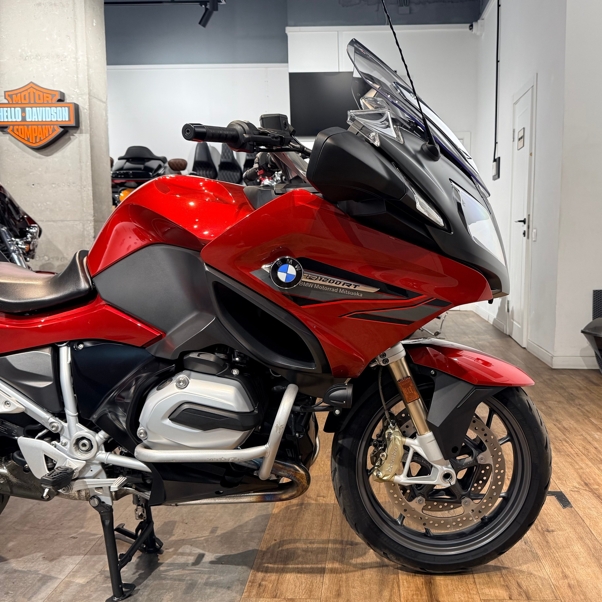 2018 BMW R1200RT Mars Red Metallic 23K (VIN *WB10*5398)