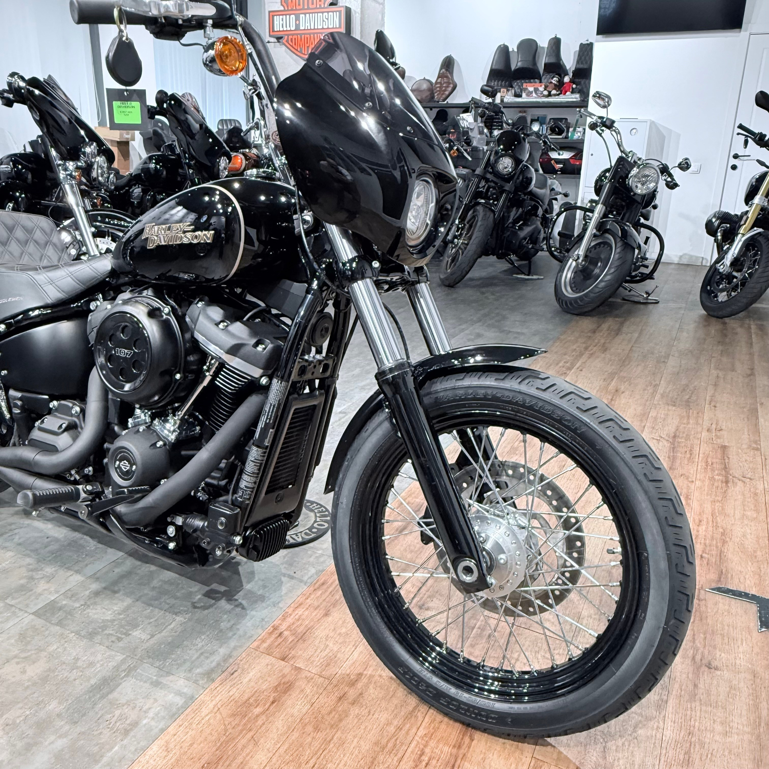 2018 HD Street Bob 107 Vivid Вlасk 21K (VIN 1HD***3259)