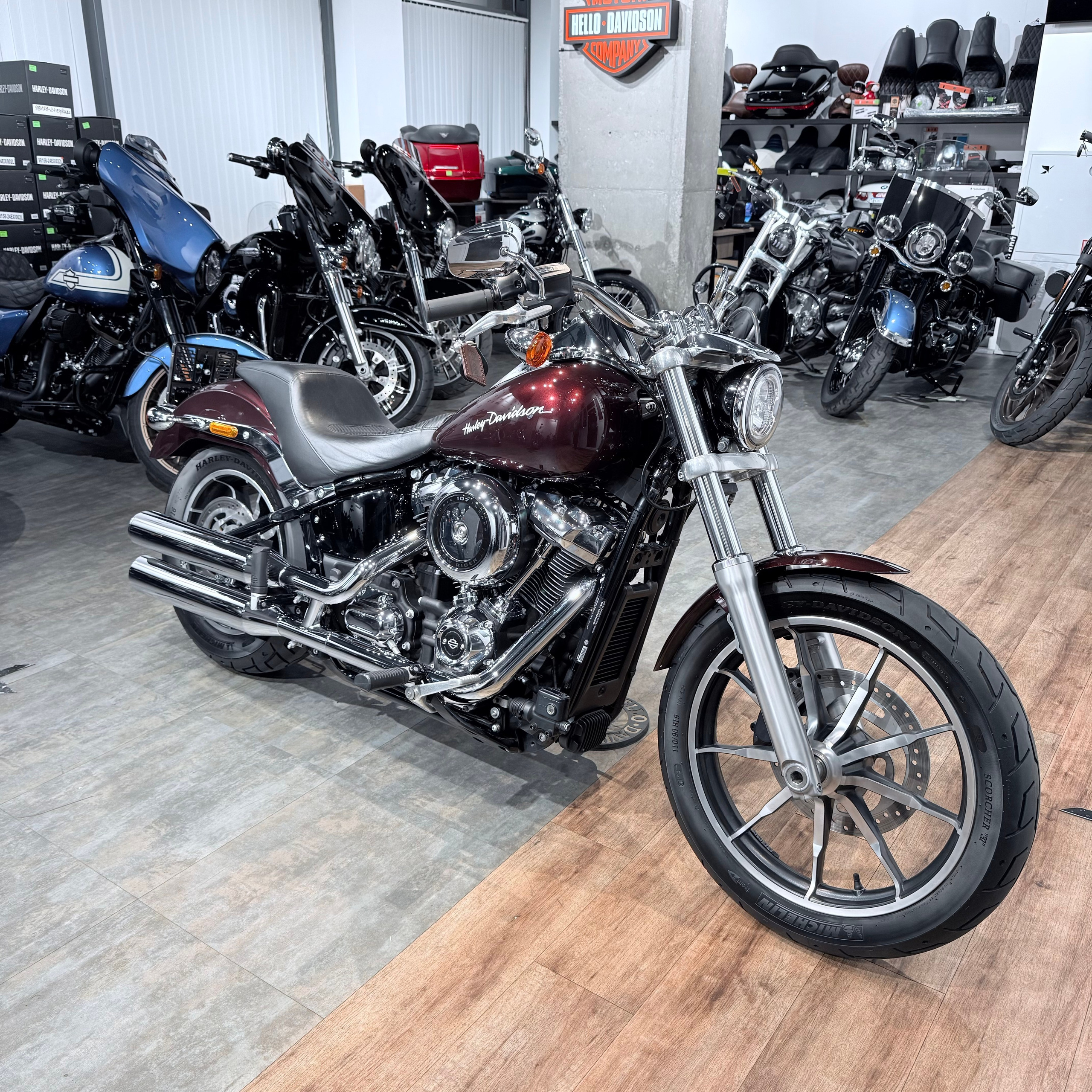 2019 Lоw Ridеr 107 Dark Cherry Реarl