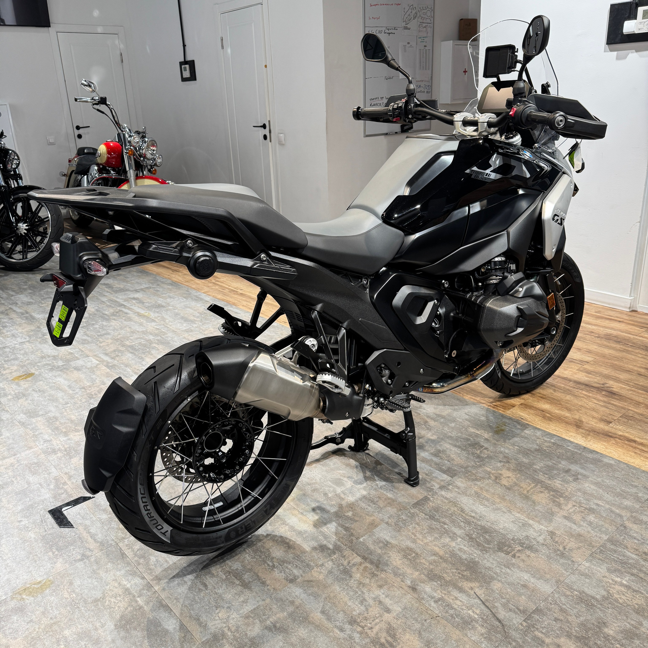 Hello Davidson, Москва. Только хорошие мотоциклы…