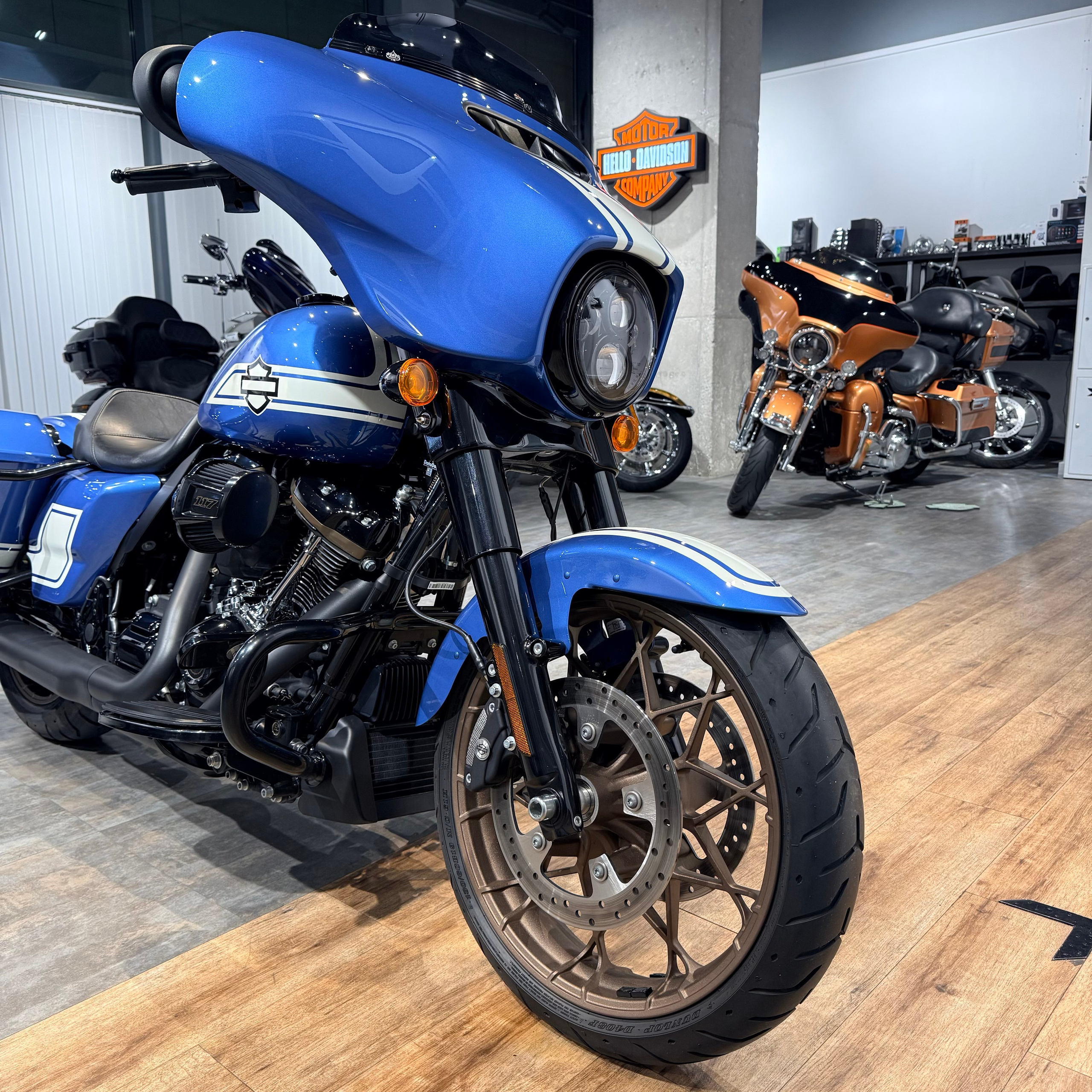 Hello Davidson, Москва. Только хорошие мотоциклы…