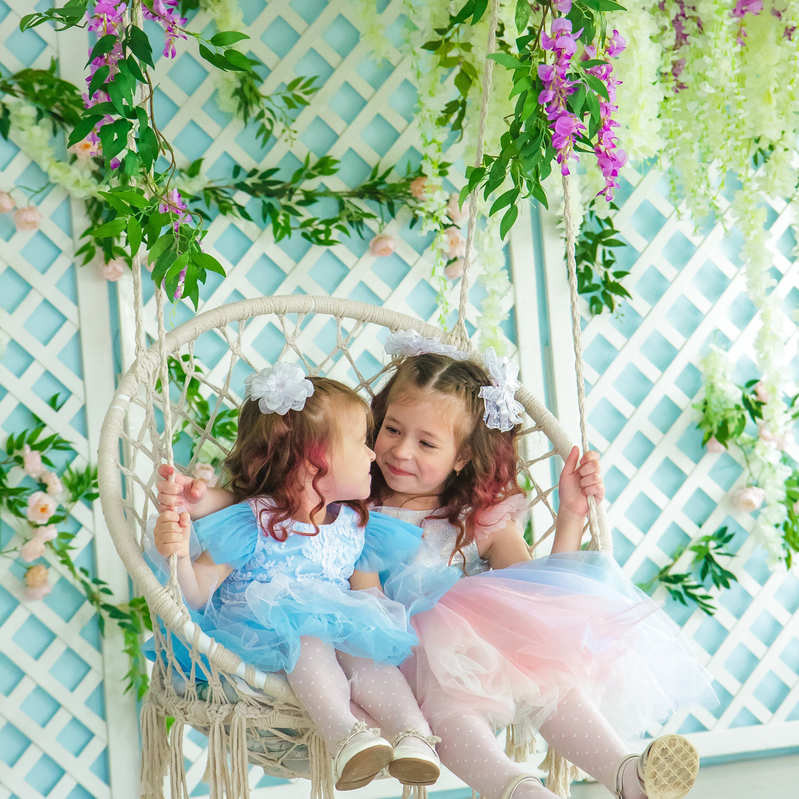 Милашки-сестрички