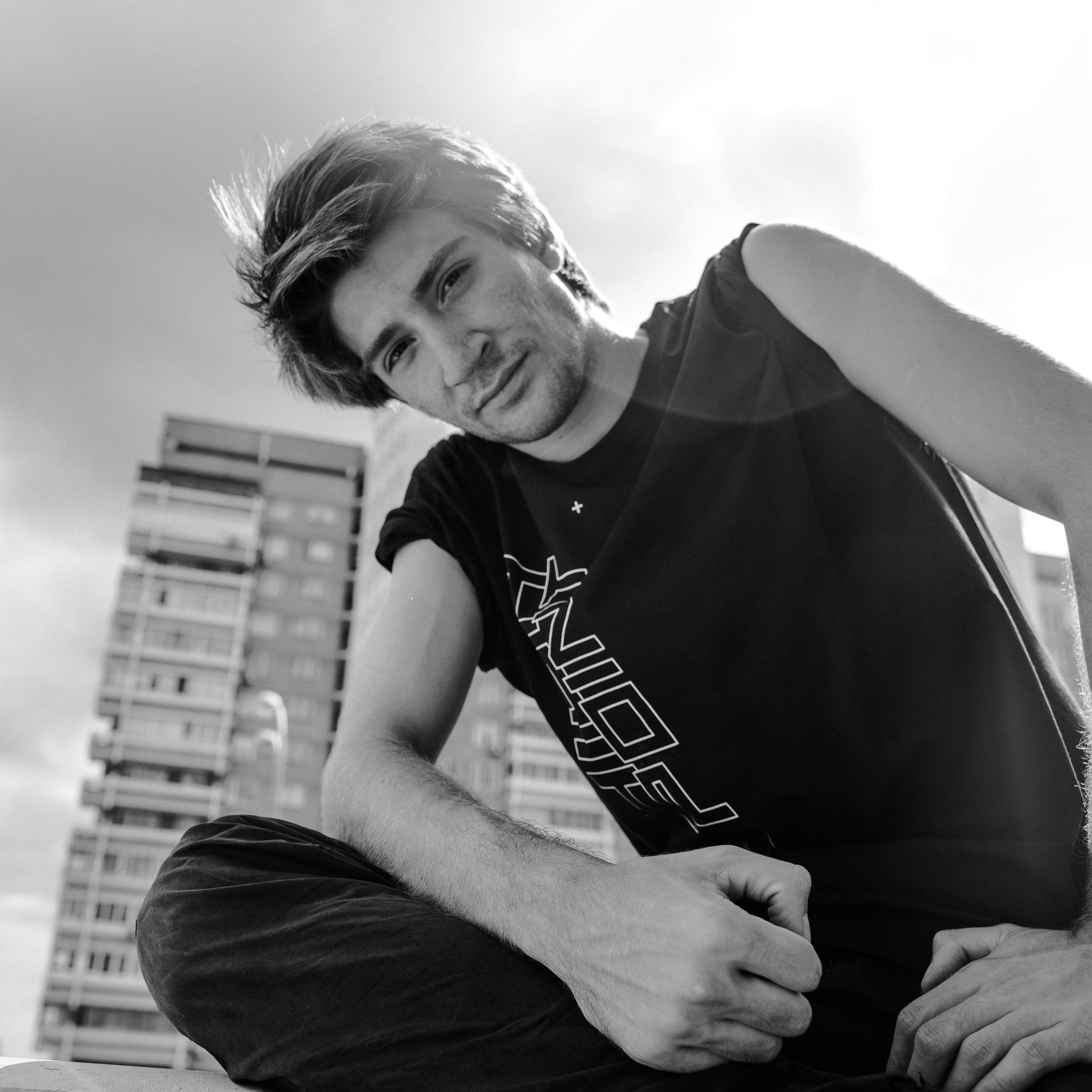 Переезжать?!