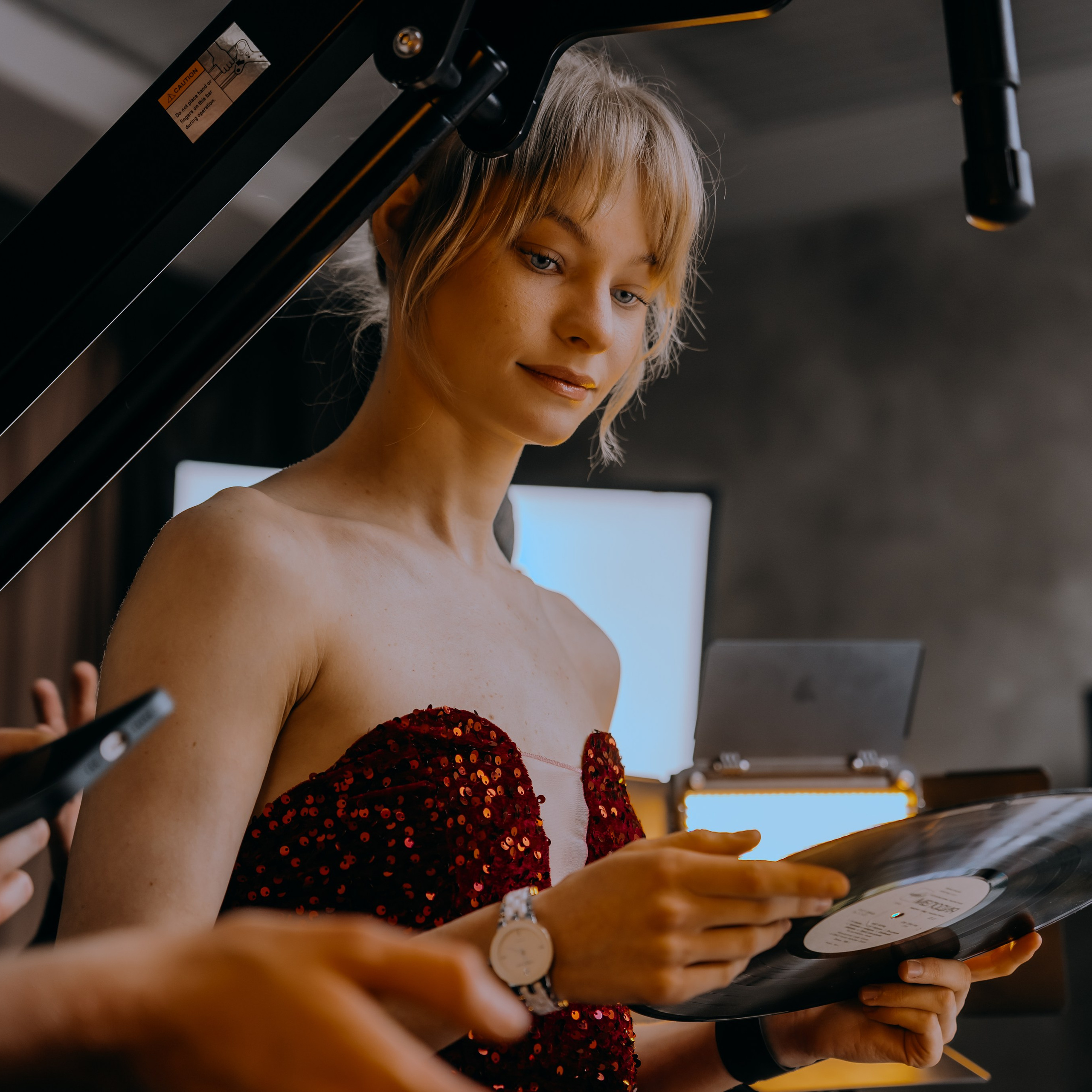 Видеопродакшн BACKED ROLL