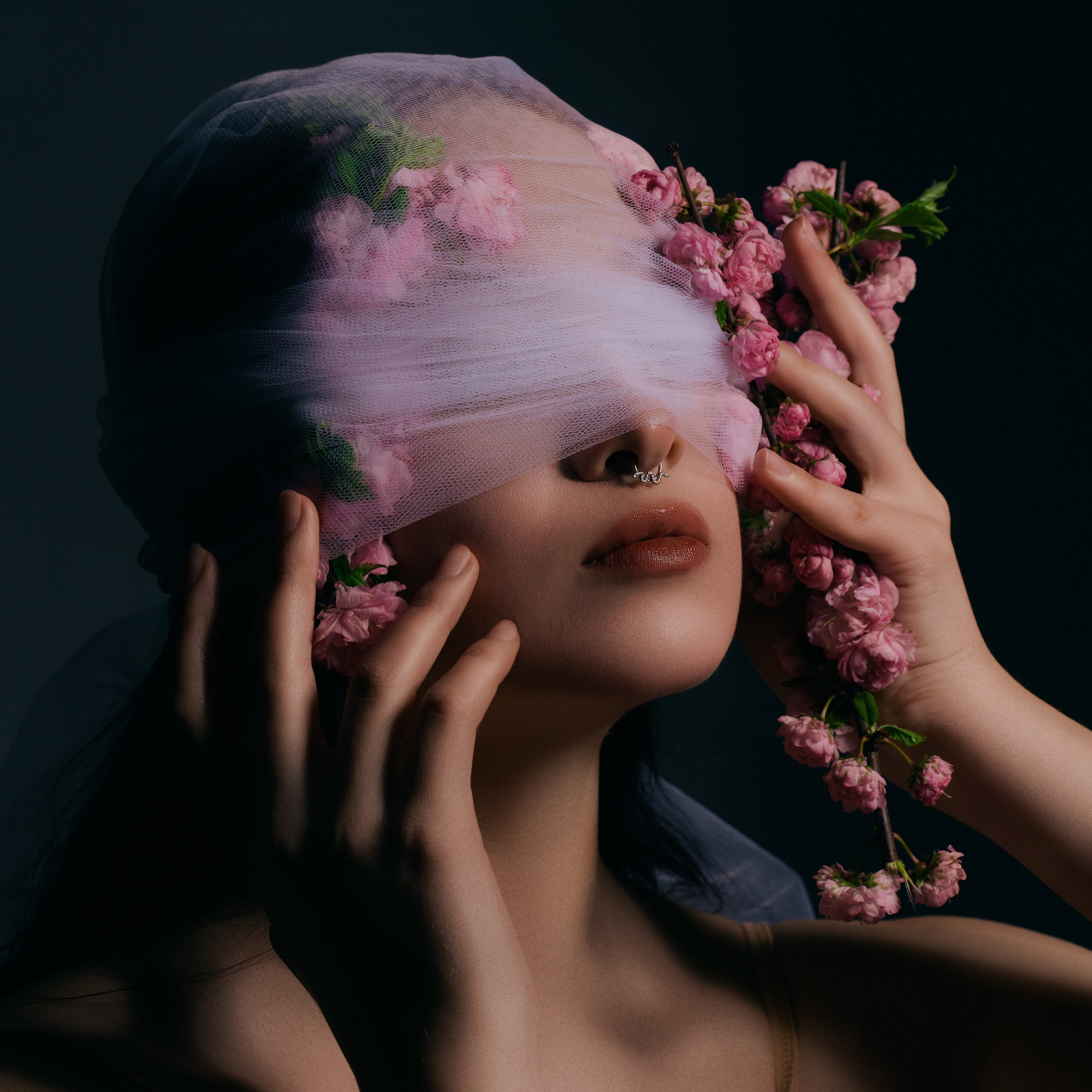 НА ГРАНИ СВЕТА