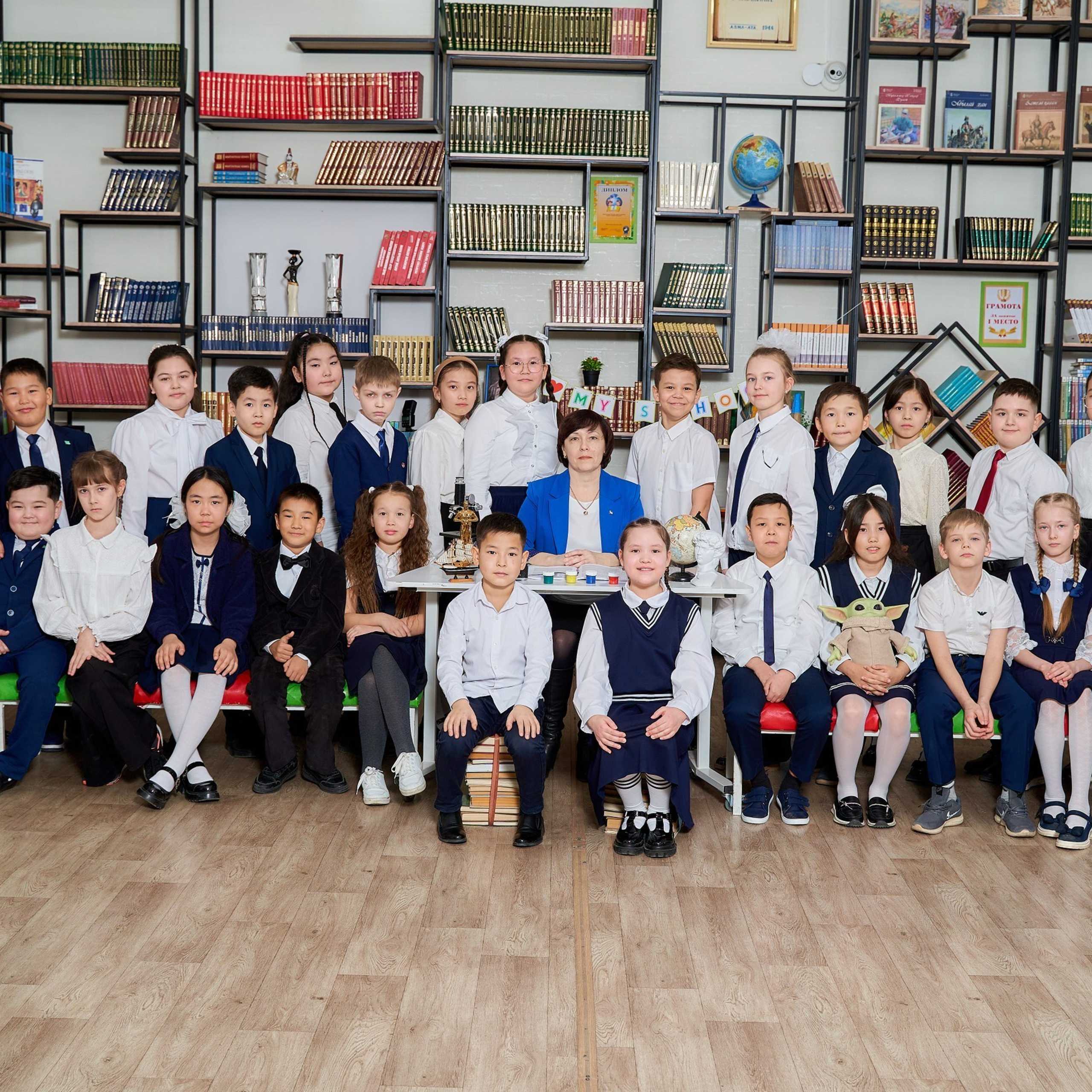 ОТЗЫВЫ. Школьный фотограф в Уральске, студия | Классный Школьный Альбом