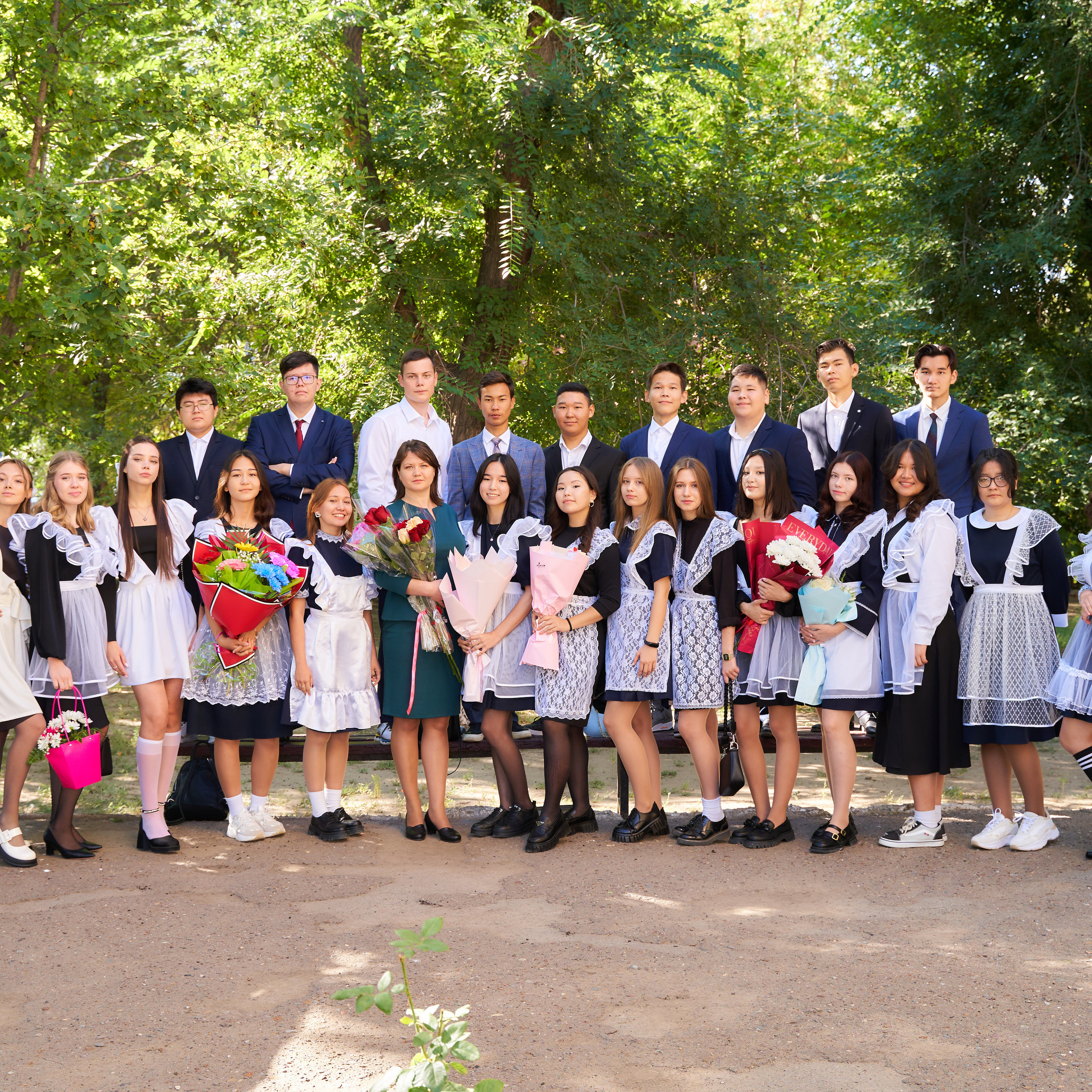 ОТЗЫВЫ. Школьный фотограф в Уральске, студия | Классный Школьный Альбом