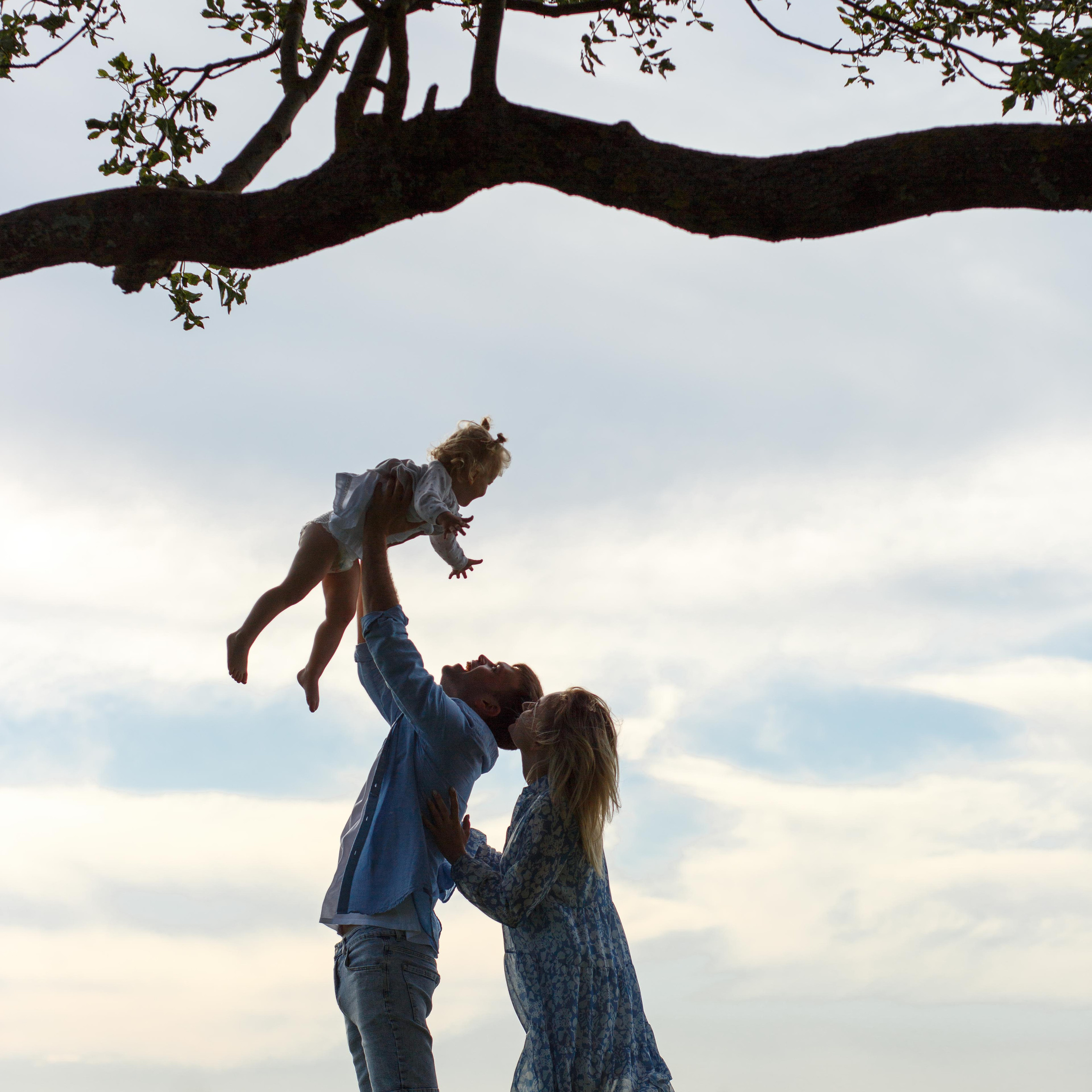 Дмитрий, Юлия и Анастасия