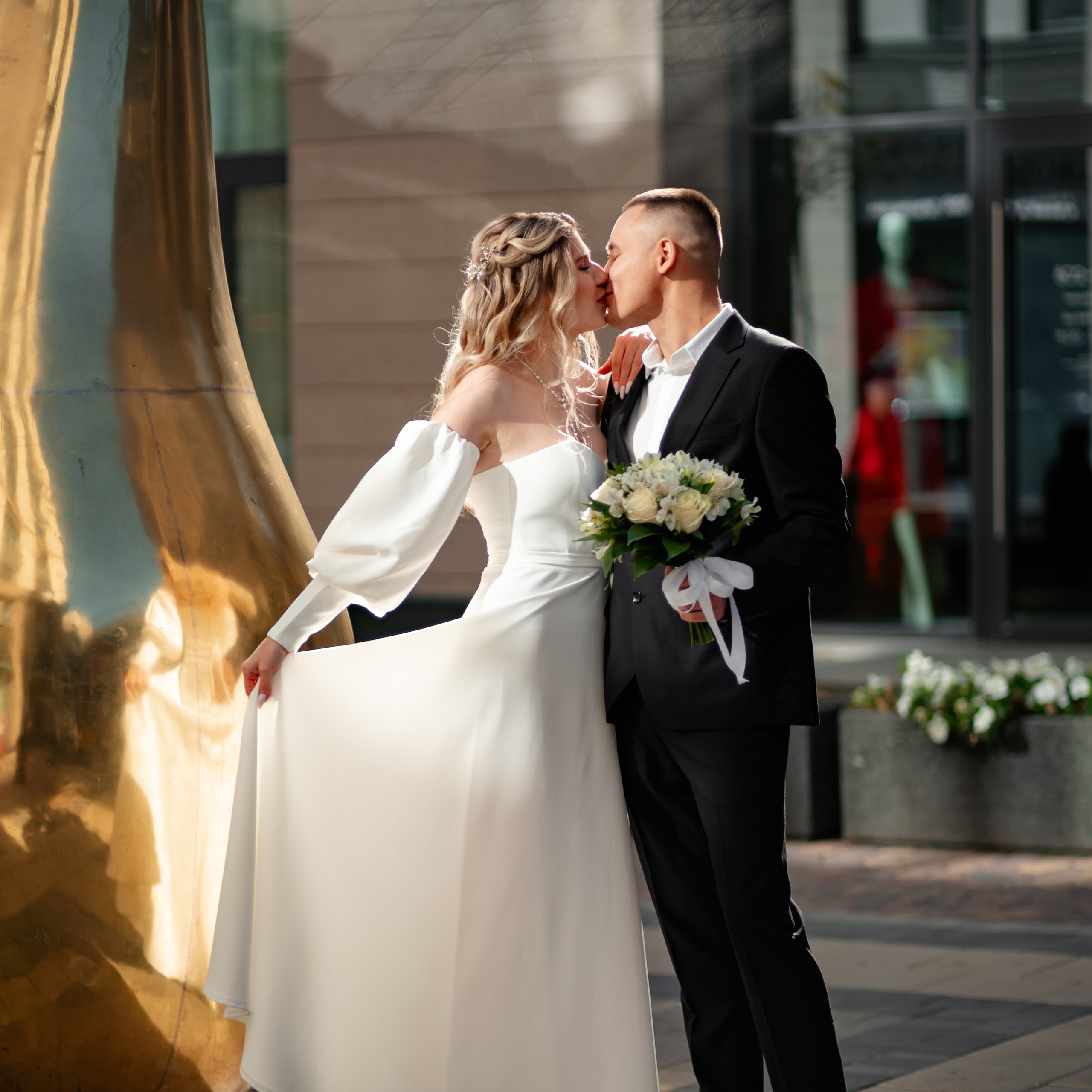 Эдуард Карина