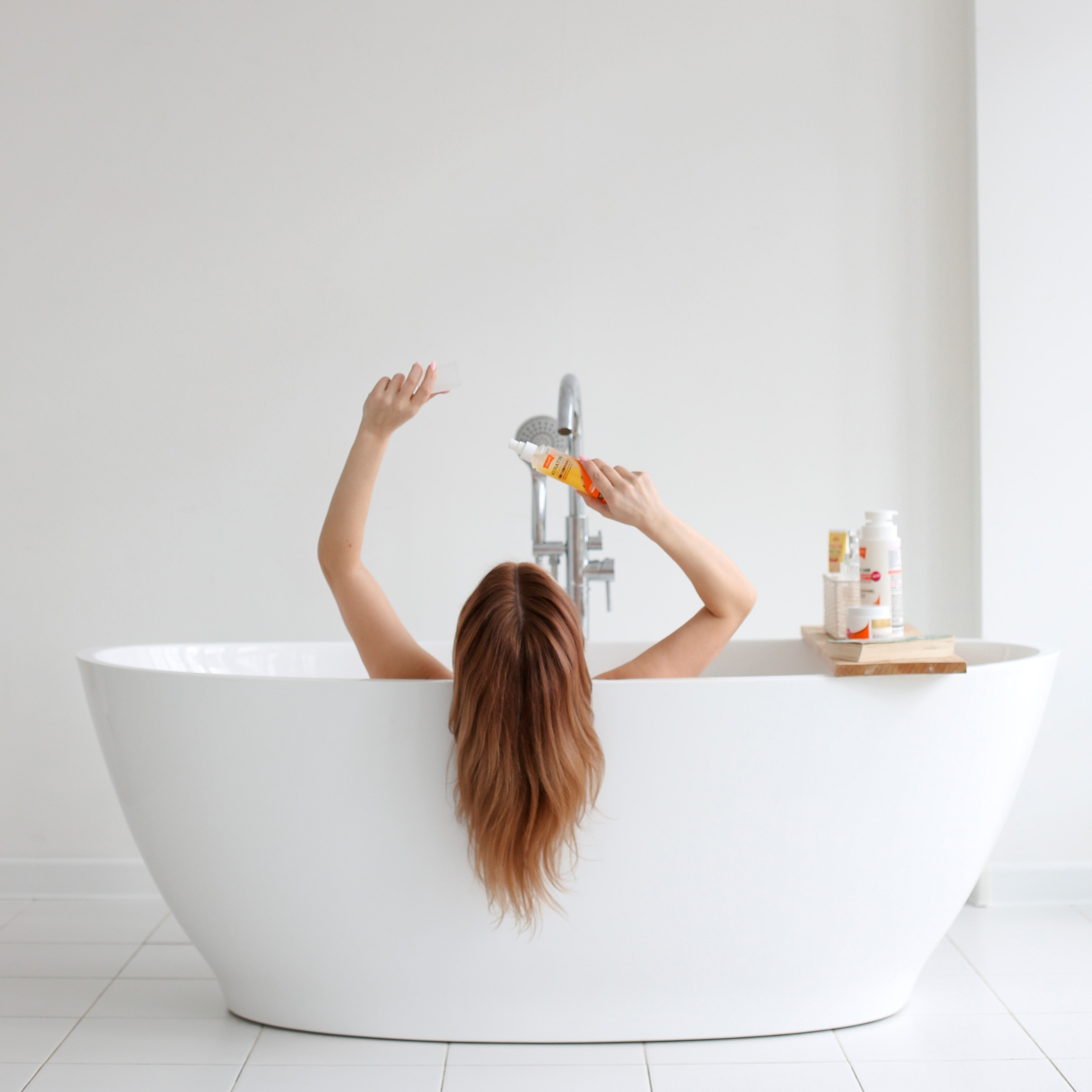 Владелица онлайн магазина косметики