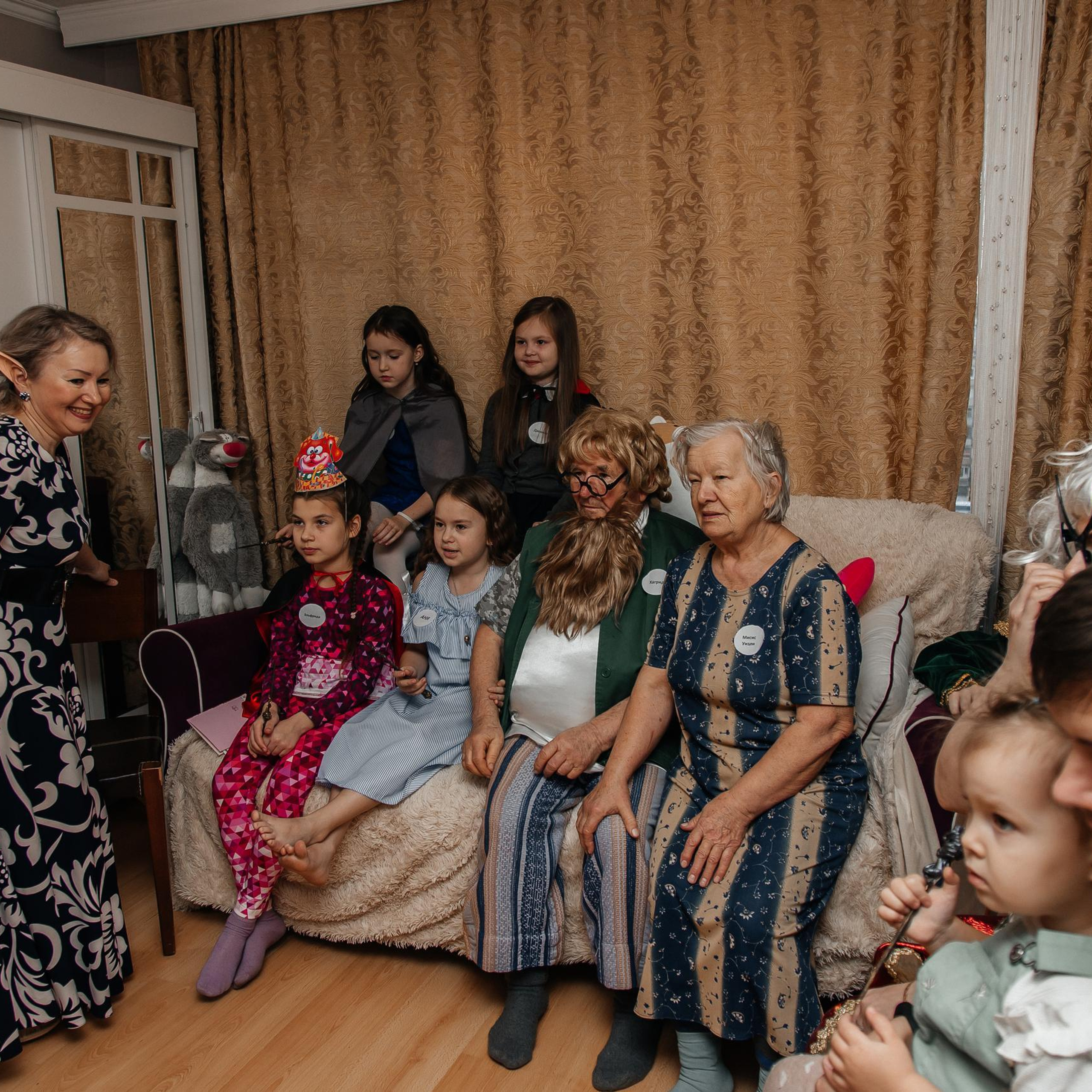 Отзывы. Фотограф Авилова Дарья ● Тюмень● Съемка больших семей ●Архив поколений