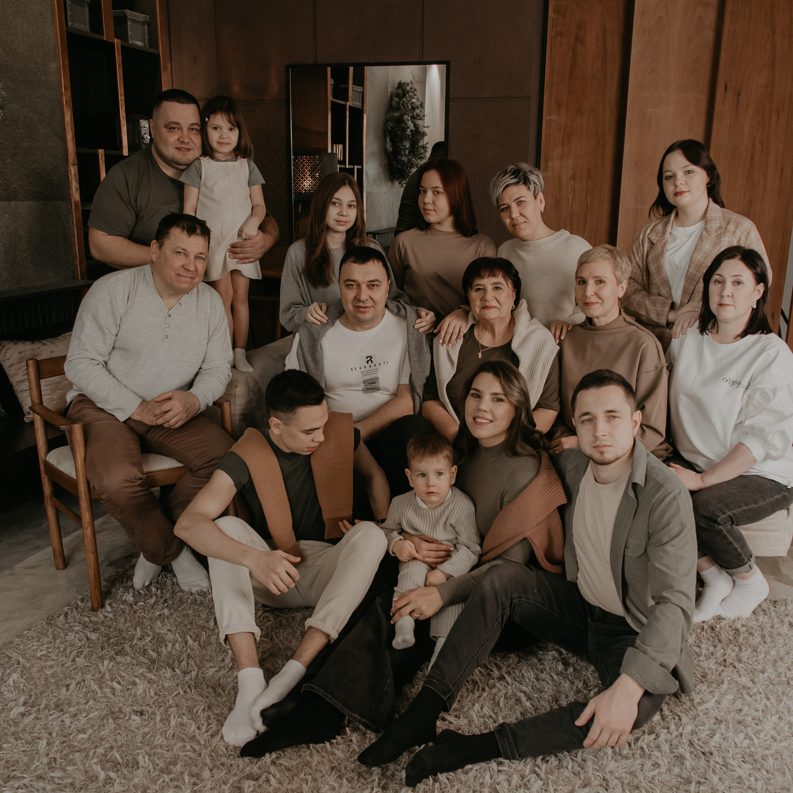 Отзывы. Фотограф Авилова Дарья ● Тюмень● Съемка больших семей ●Архив поколений
