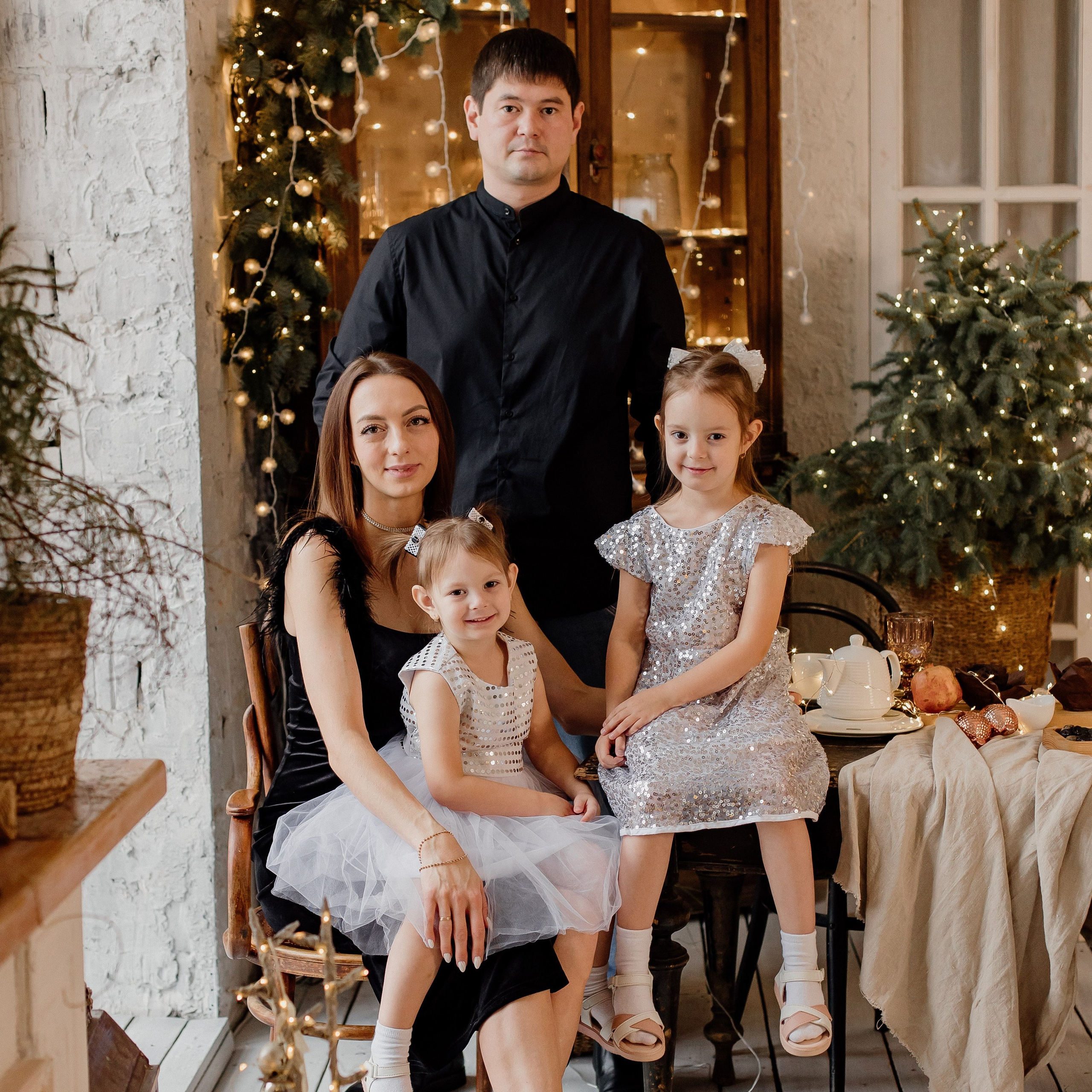 Отзывы. Фотограф Авилова Дарья ● Тюмень● Съемка больших семей ●Архив поколений