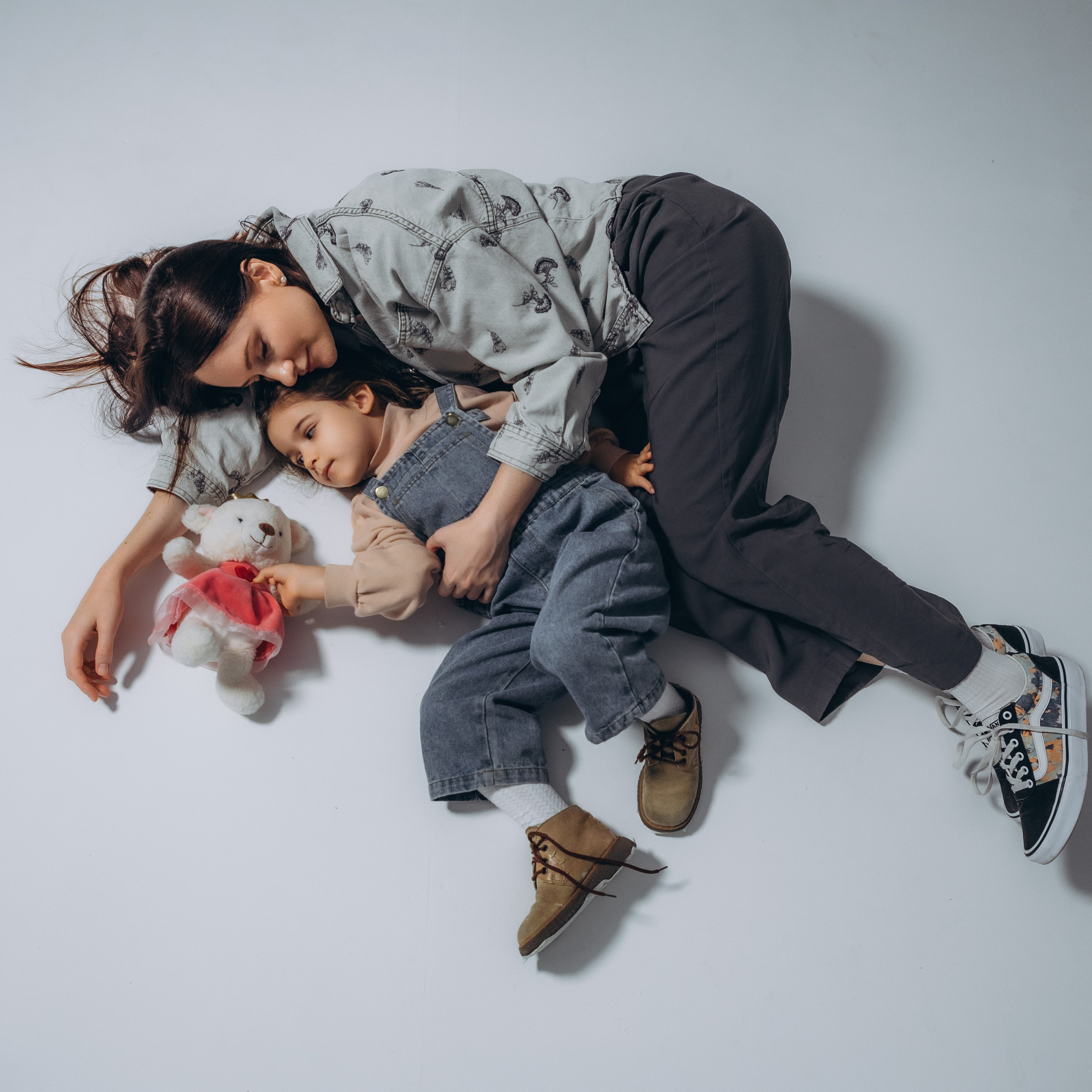 Семейная студийная фотосессия