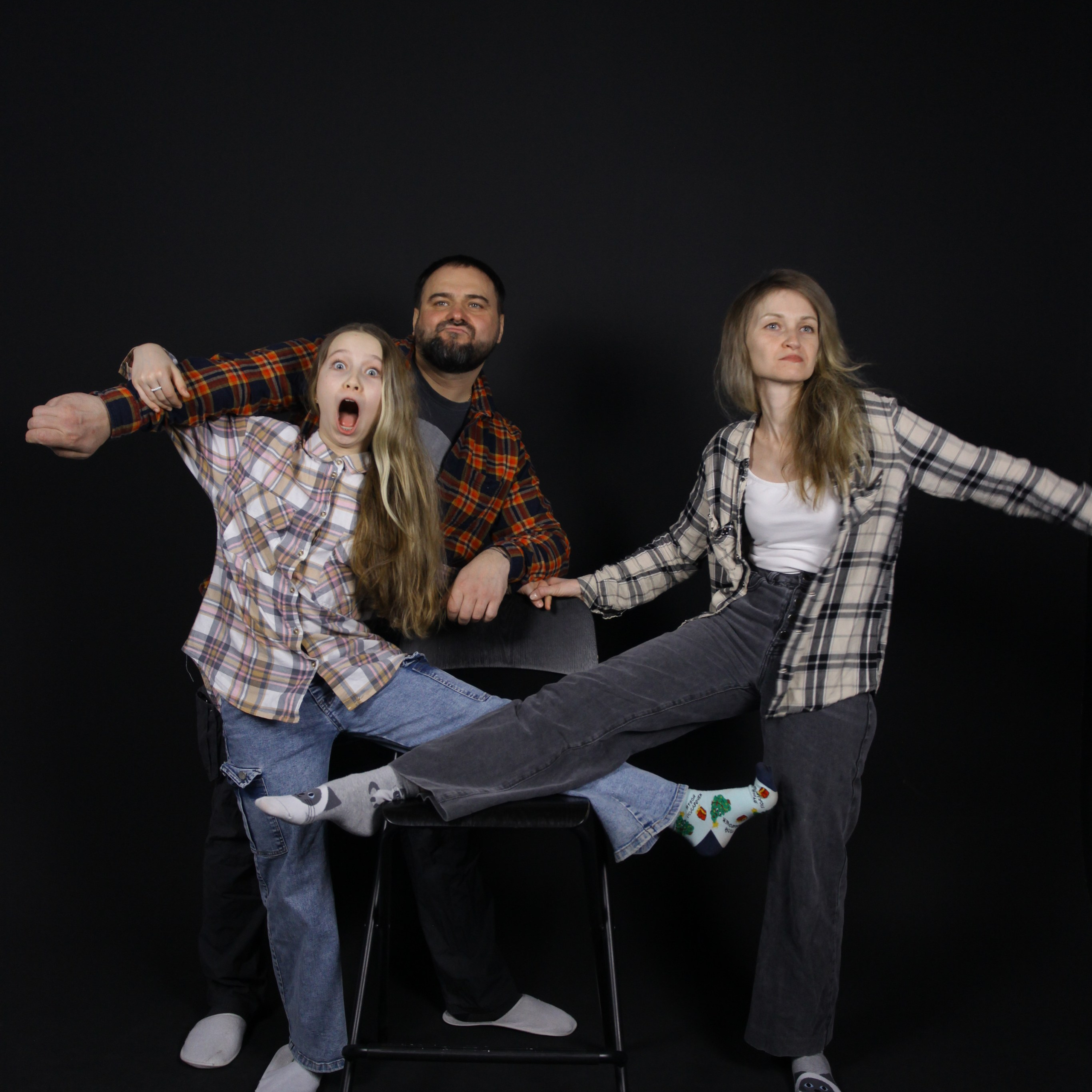 К А Т Я — Л Е Н А — Л Е Ш А