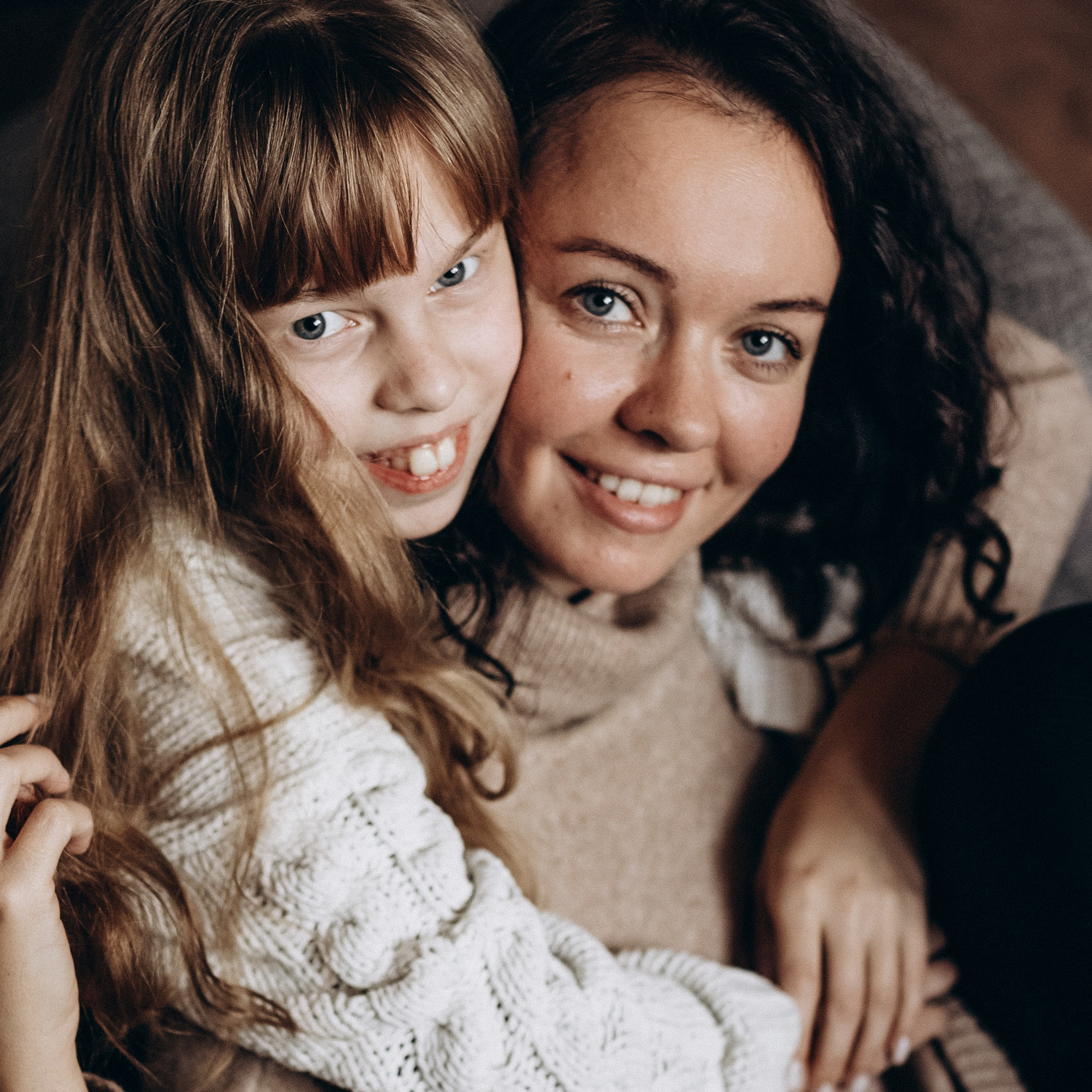 Маша и Алена