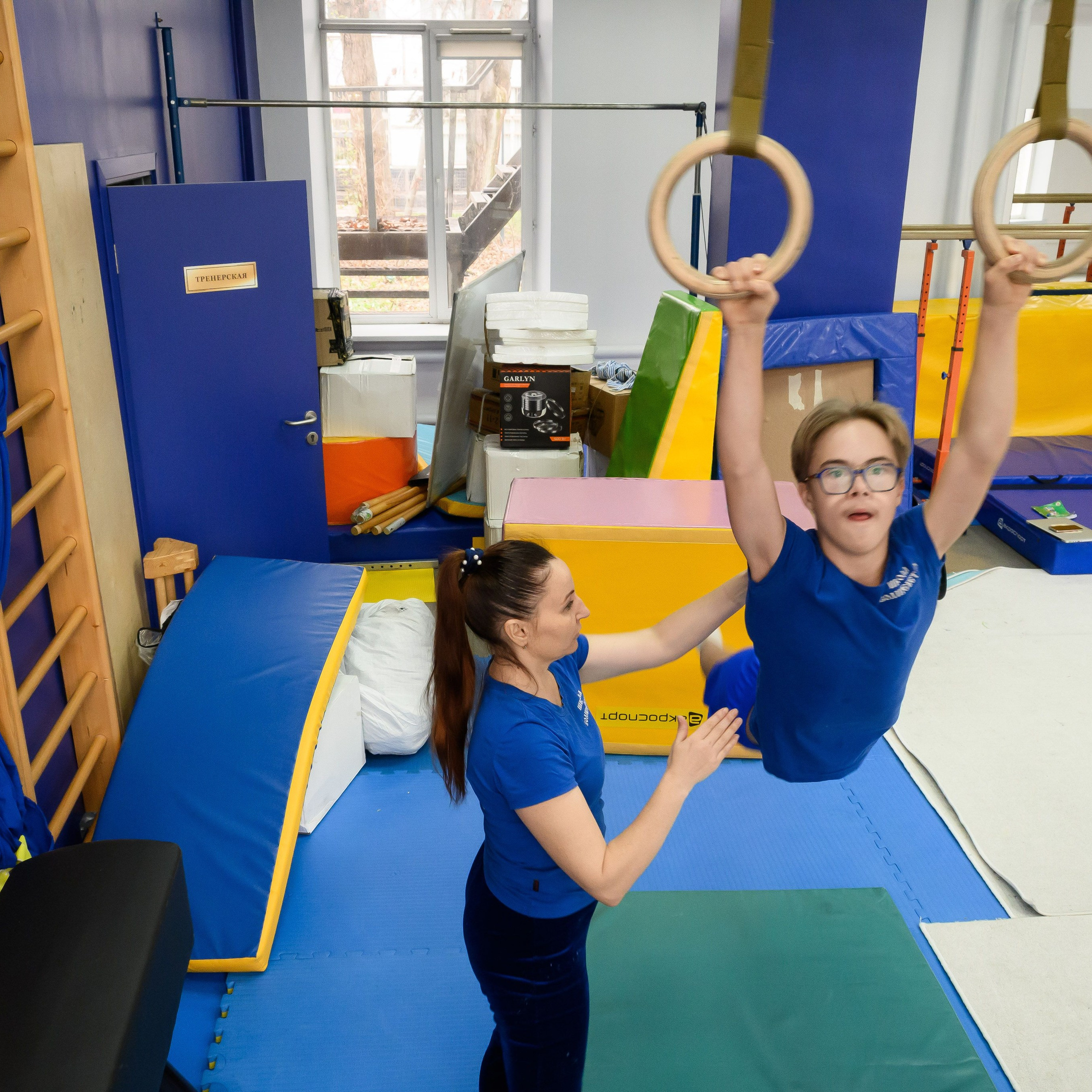 Волонтерство. Антон и Татьяна Денисенко