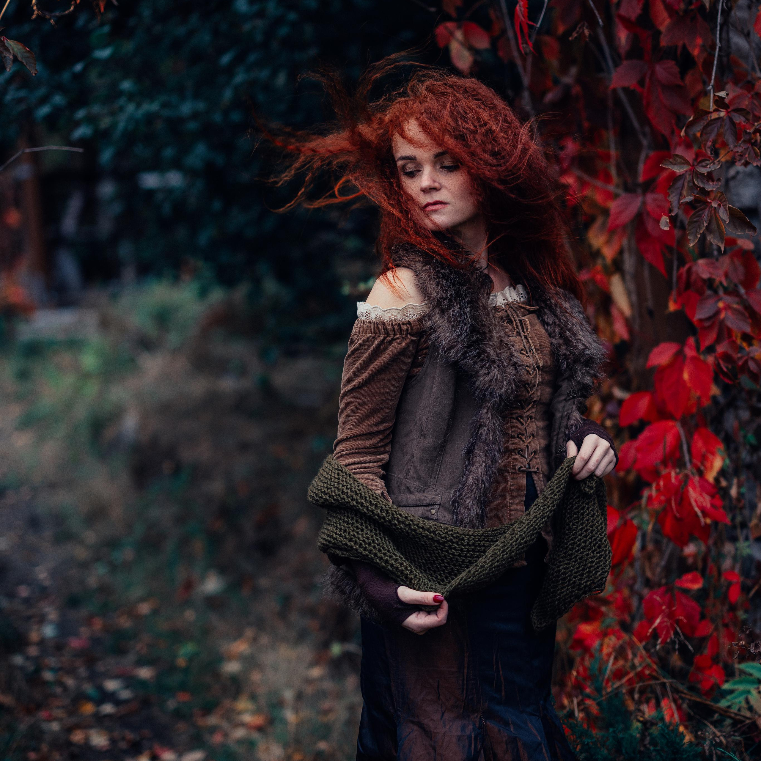 На пороге октября