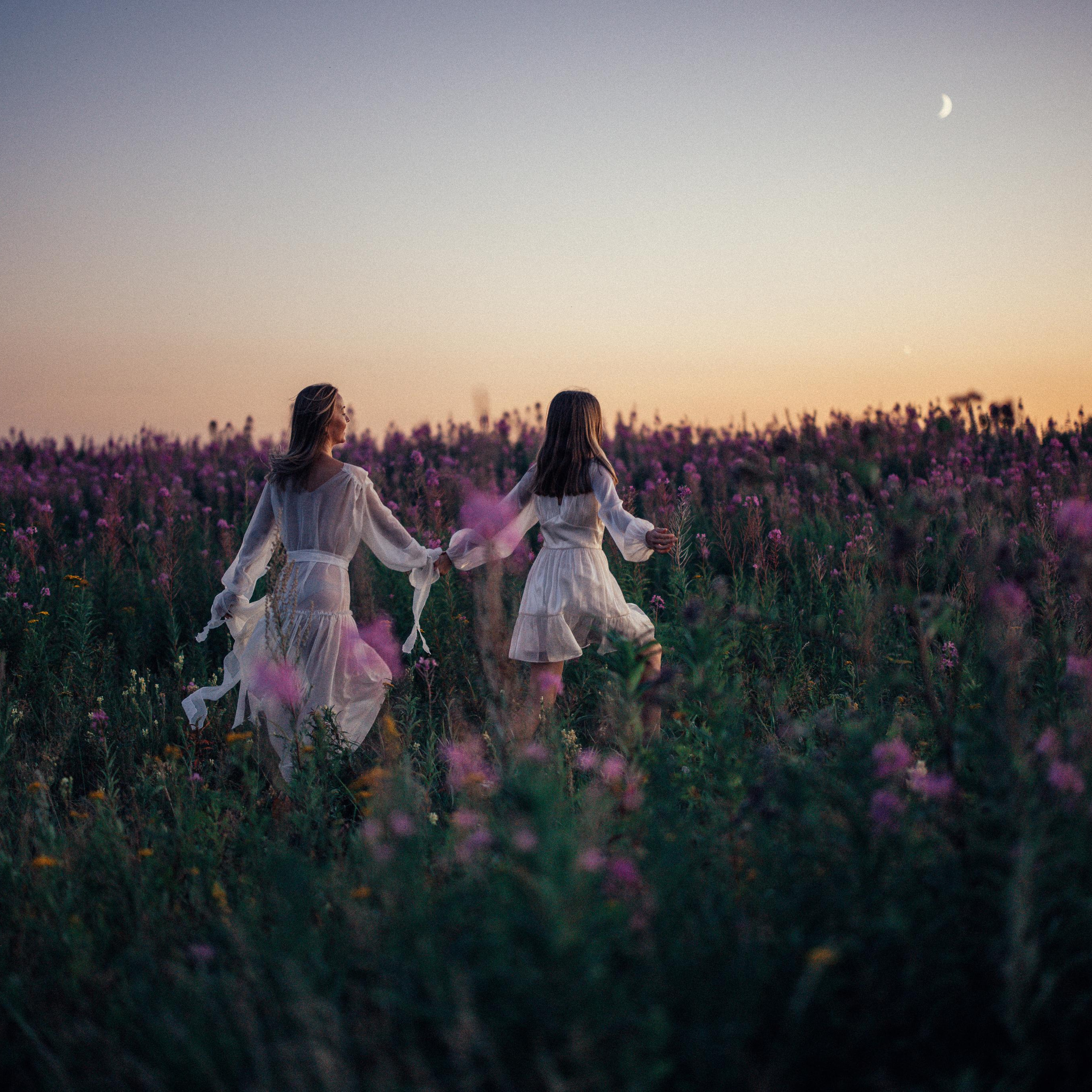 Навстречу августу