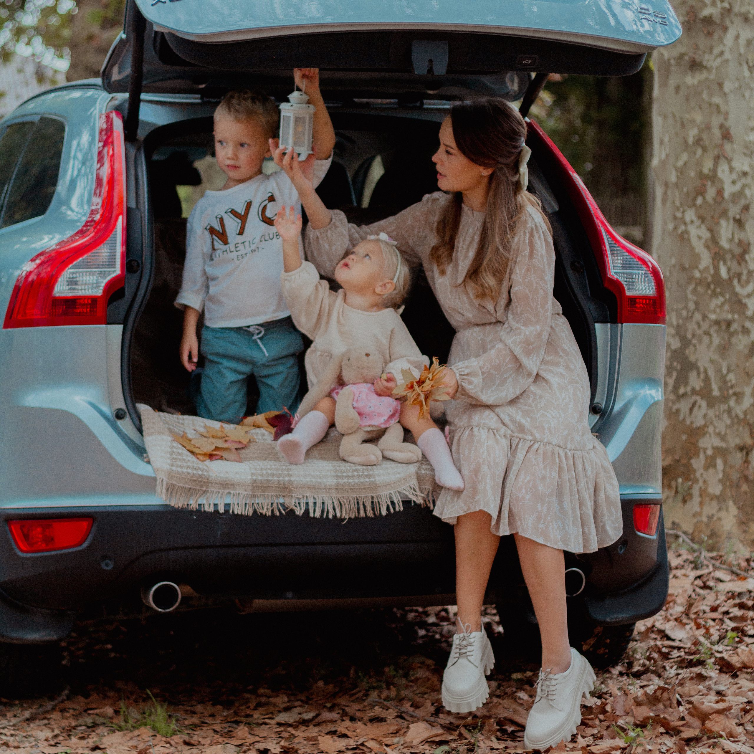 Екатерина, Маруся и Сережа