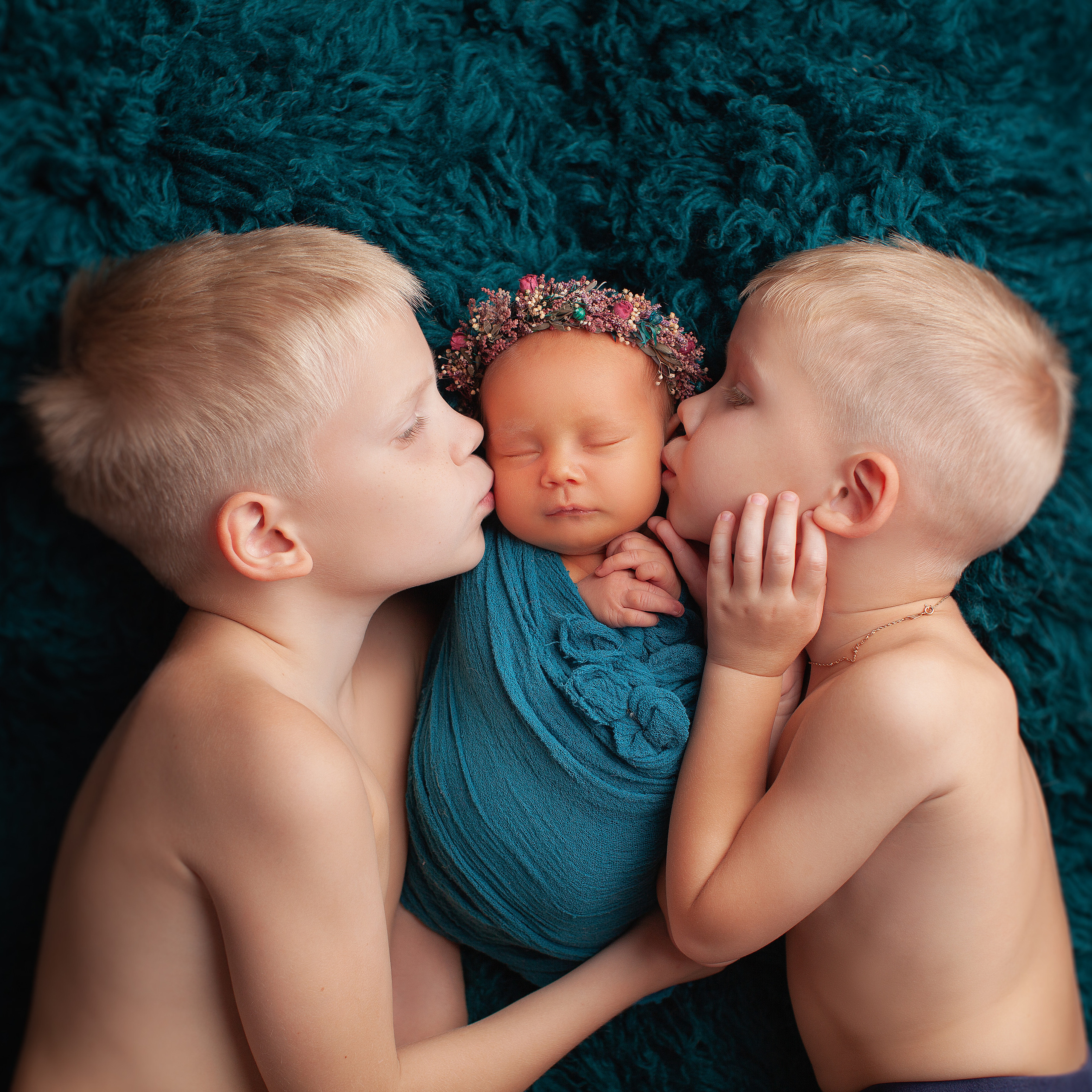 На флокати. Фотограф новорожденных в Москве ньюборн