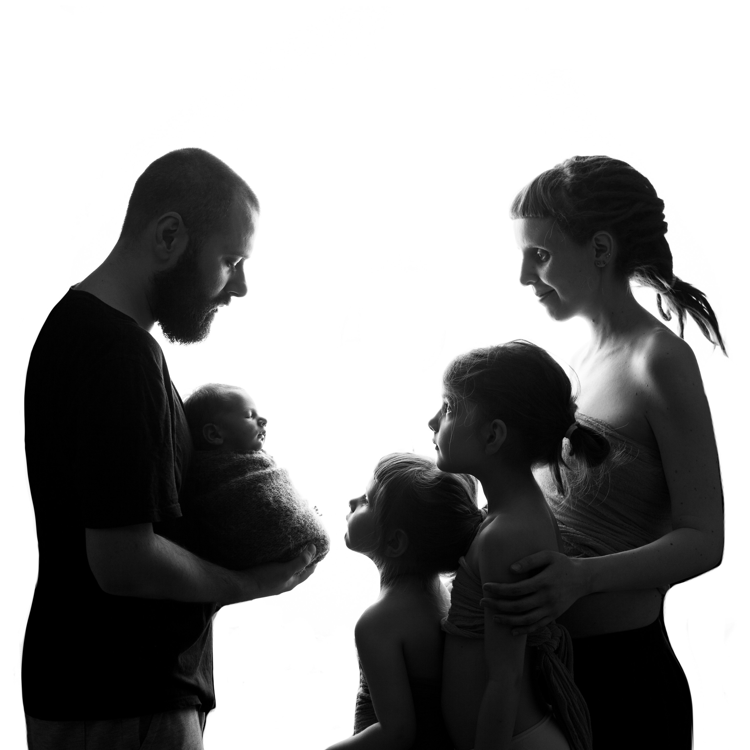 С родителями. Фотограф новорожденных в Москве ньюборн