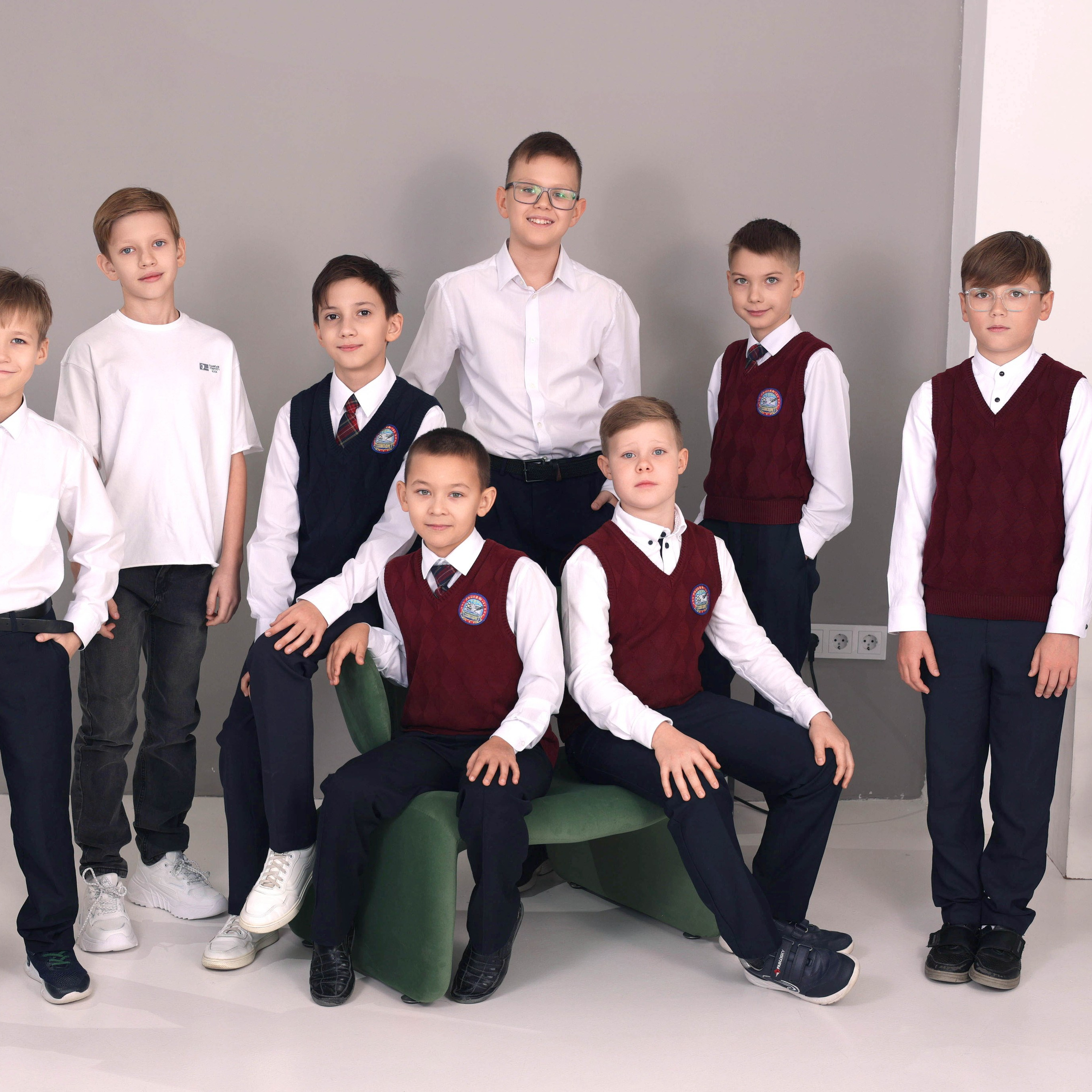 Начальная школа в студии образцы. Выпускные альбомы в г. Самара, Самарская область