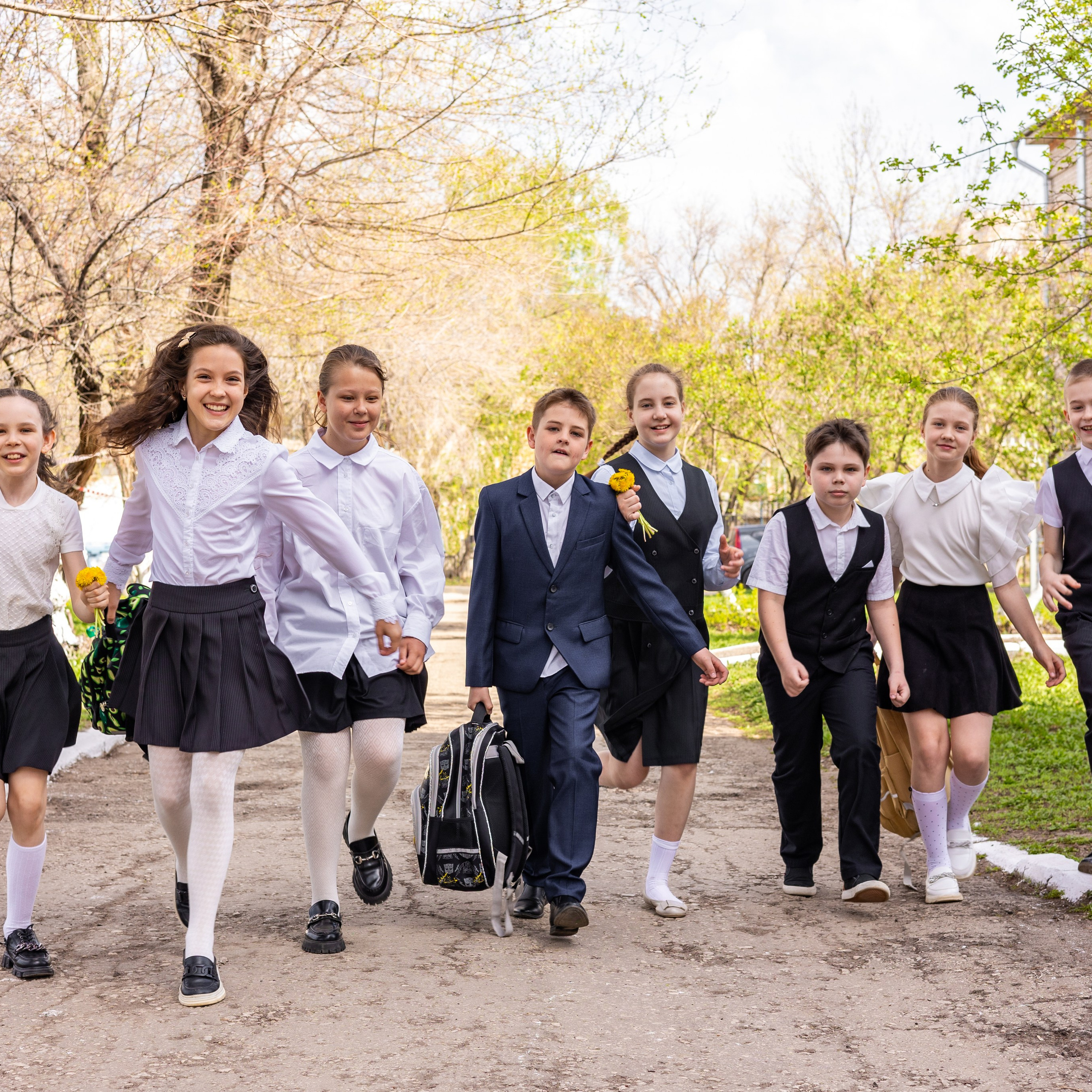 Начальная школа на природе образы. Выпускные альбомы в г. Самара, Самарская область