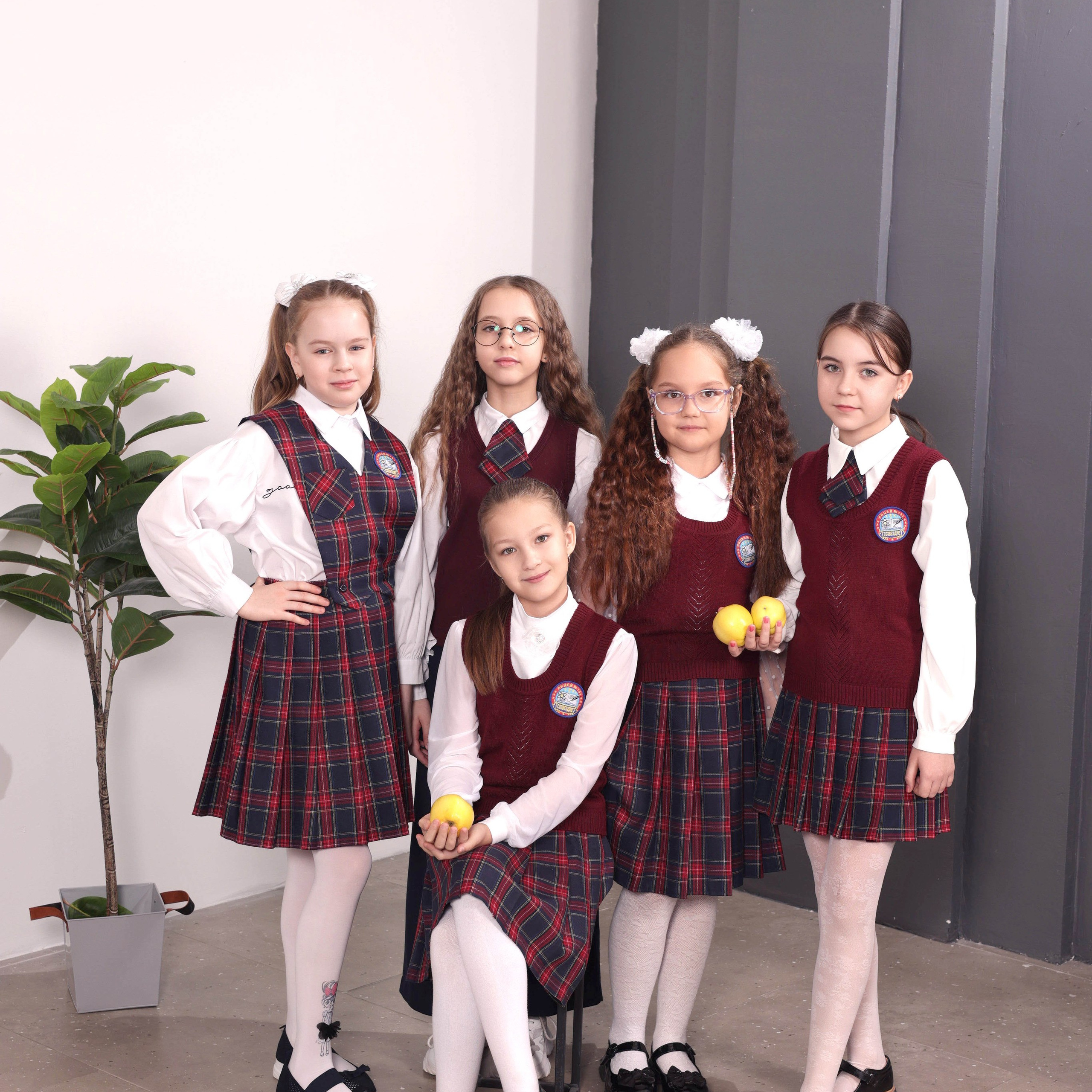 Начальная школа в студии образцы. Выпускные альбомы в г. Самара, Самарская область