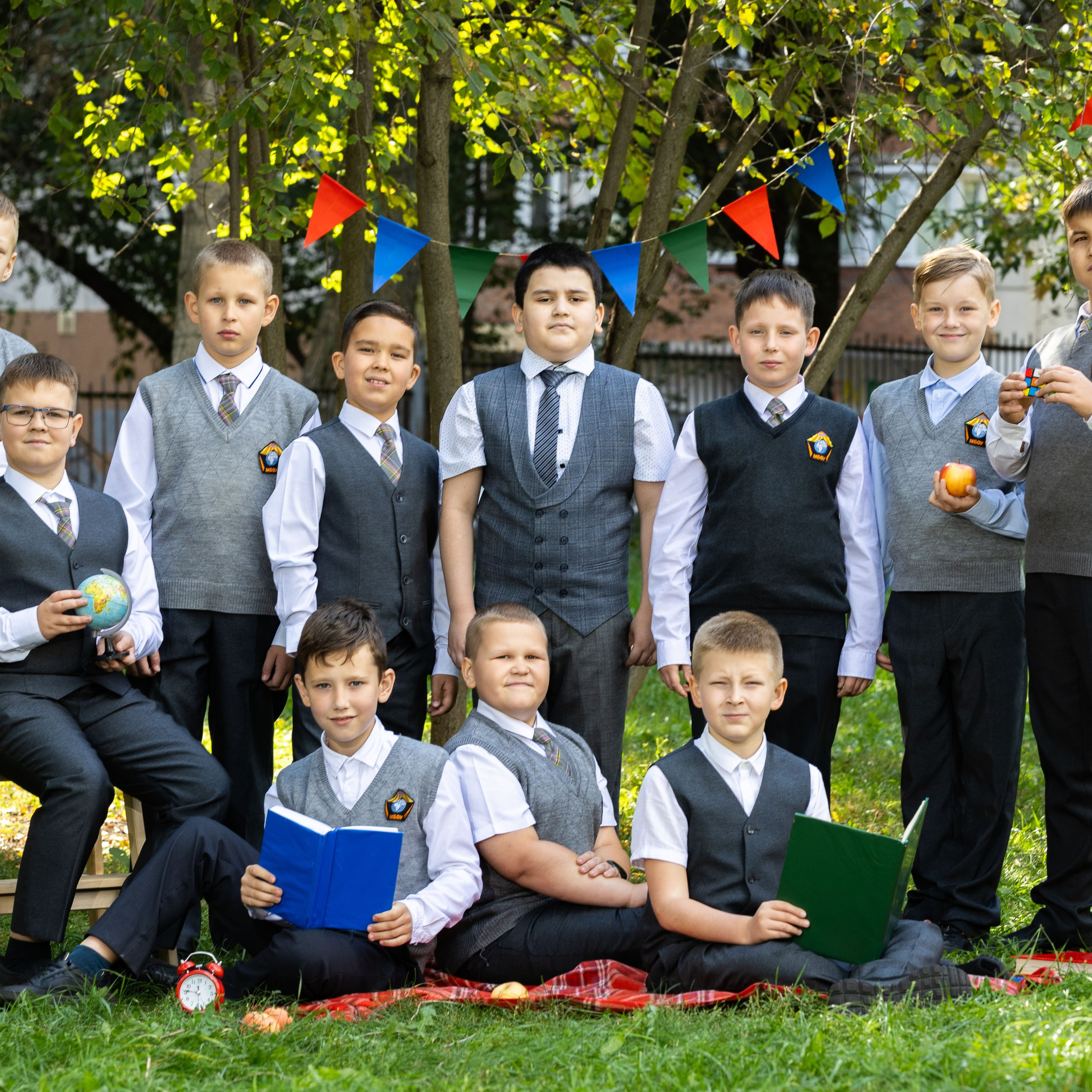 Начальная школа на природе образы. Выпускные альбомы в г. Самара, Самарская область