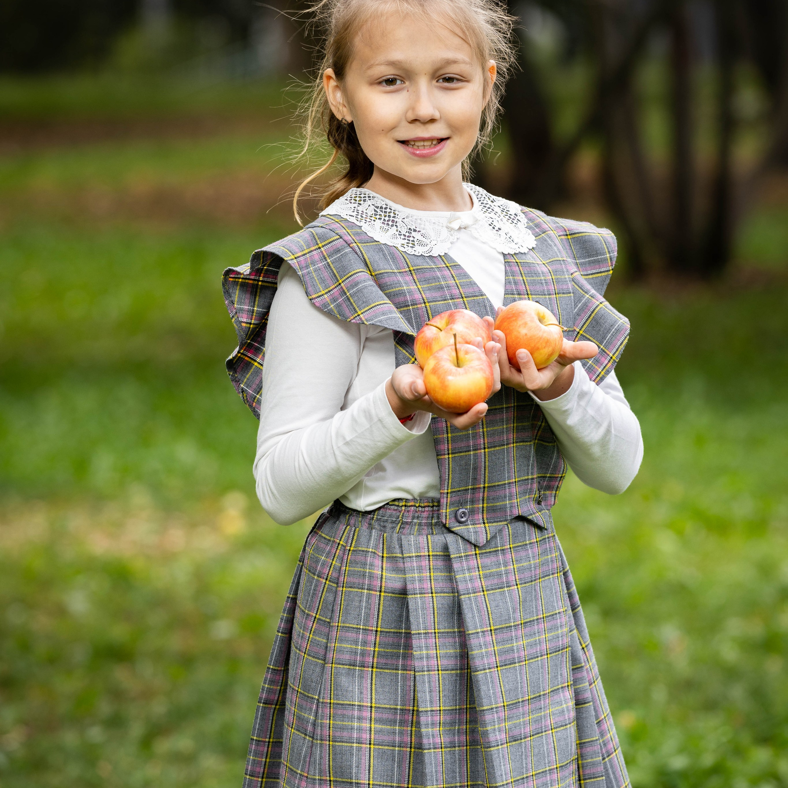 Начальная школа на природе образы. Выпускные альбомы в г. Самара, Самарская область