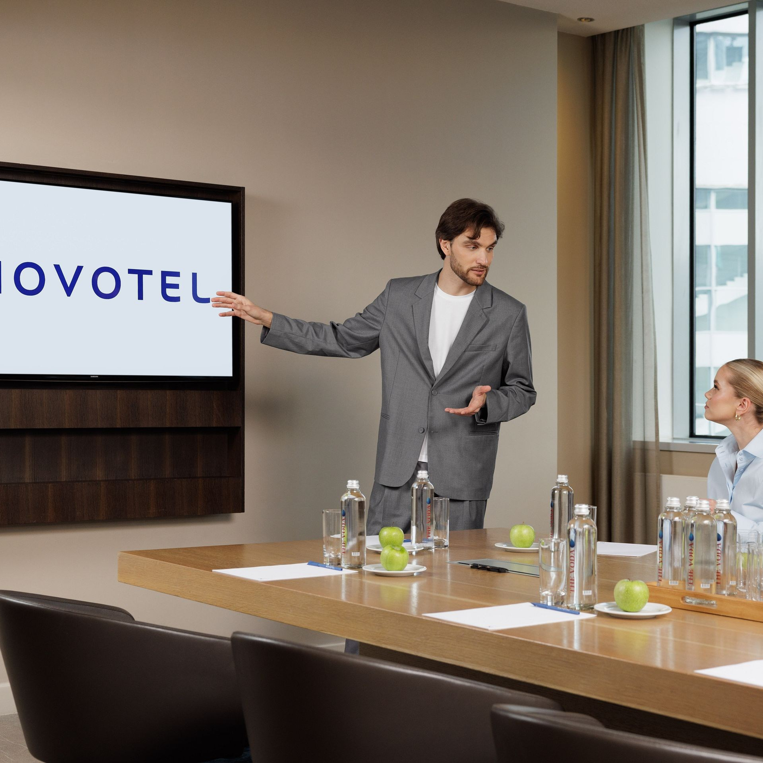 Novotel, Конференц лайфстайл и&nbsp;интерьер